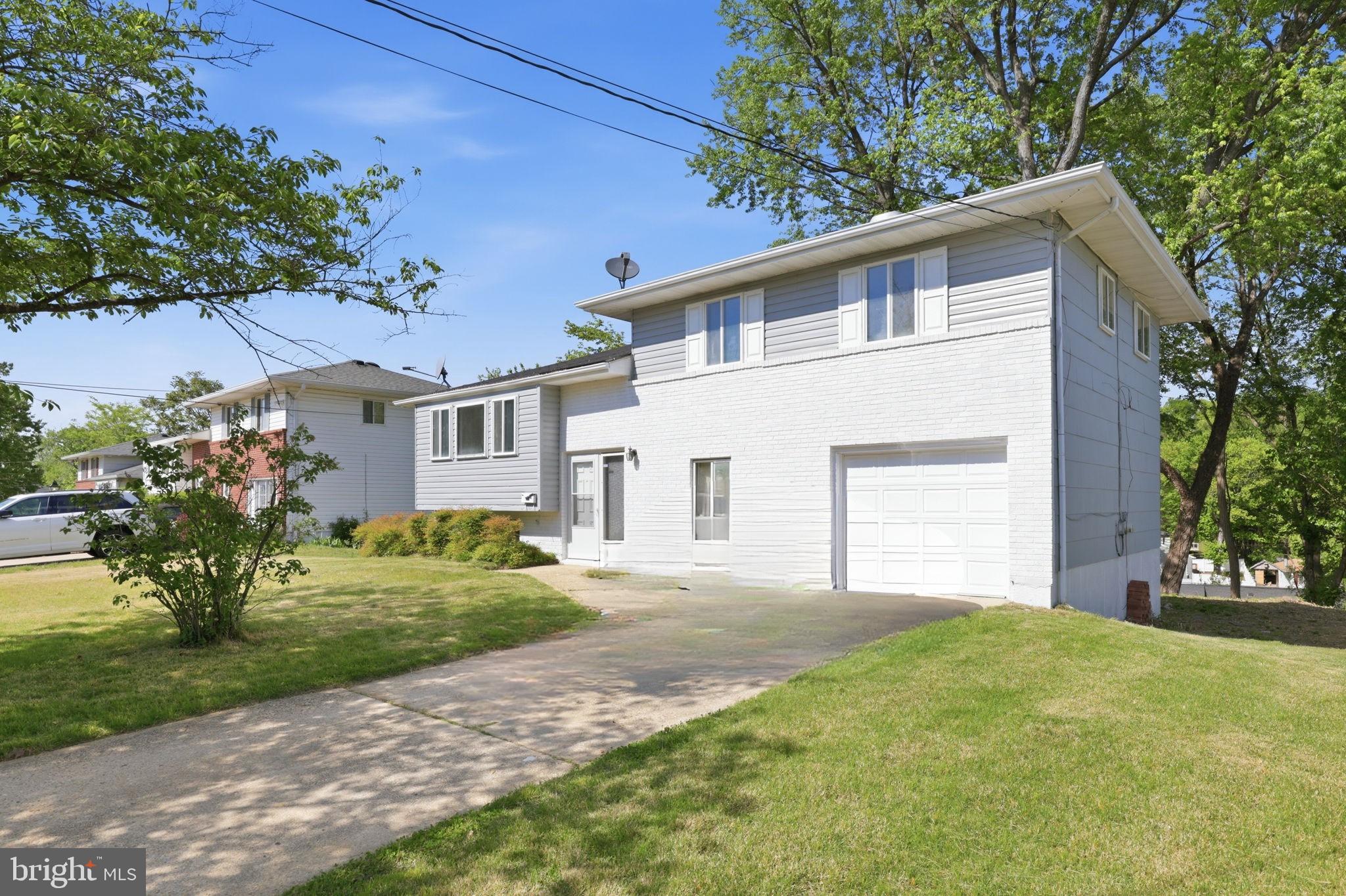 308 ARAGONA DRIVE
