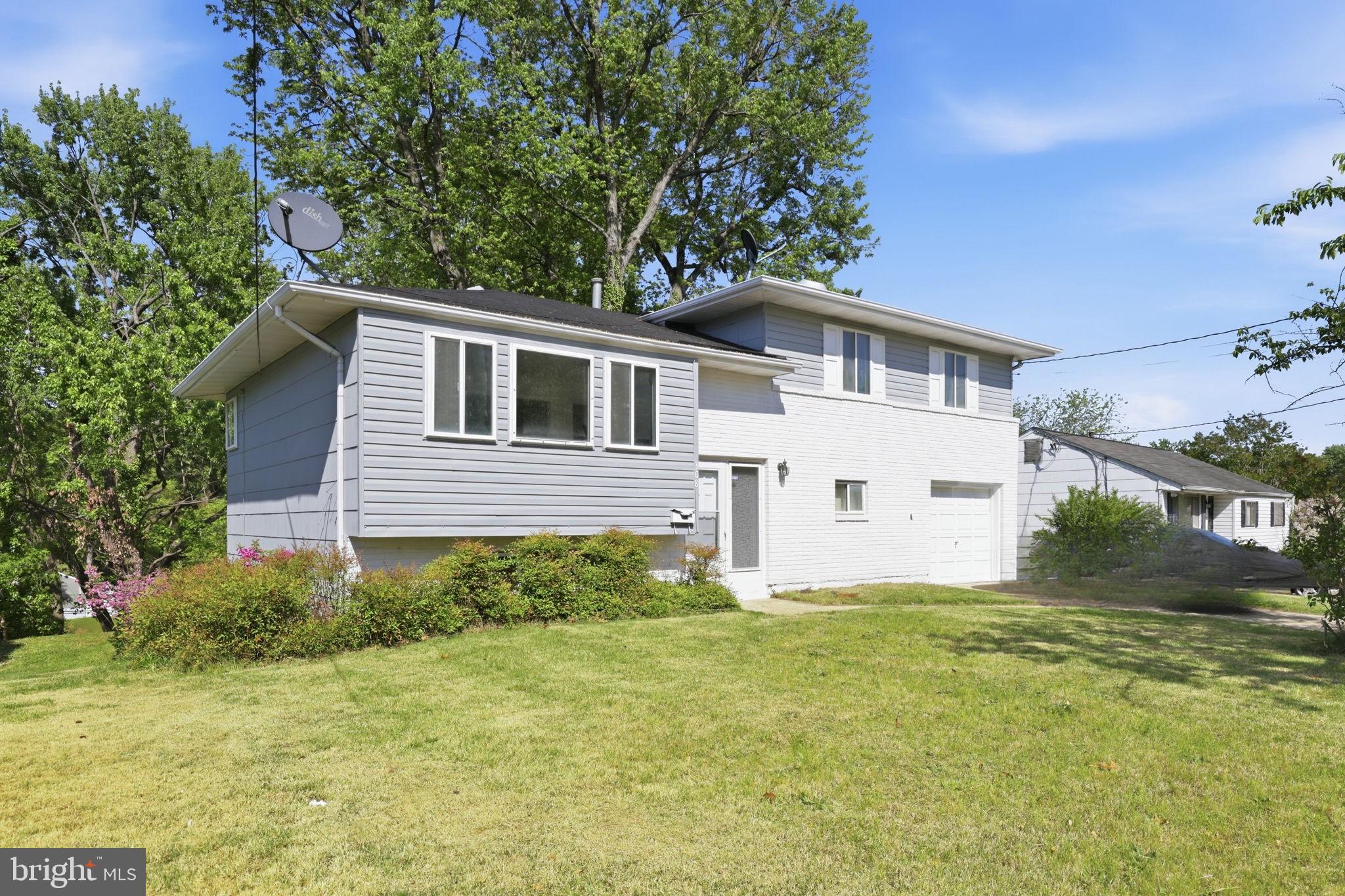308 ARAGONA DRIVE