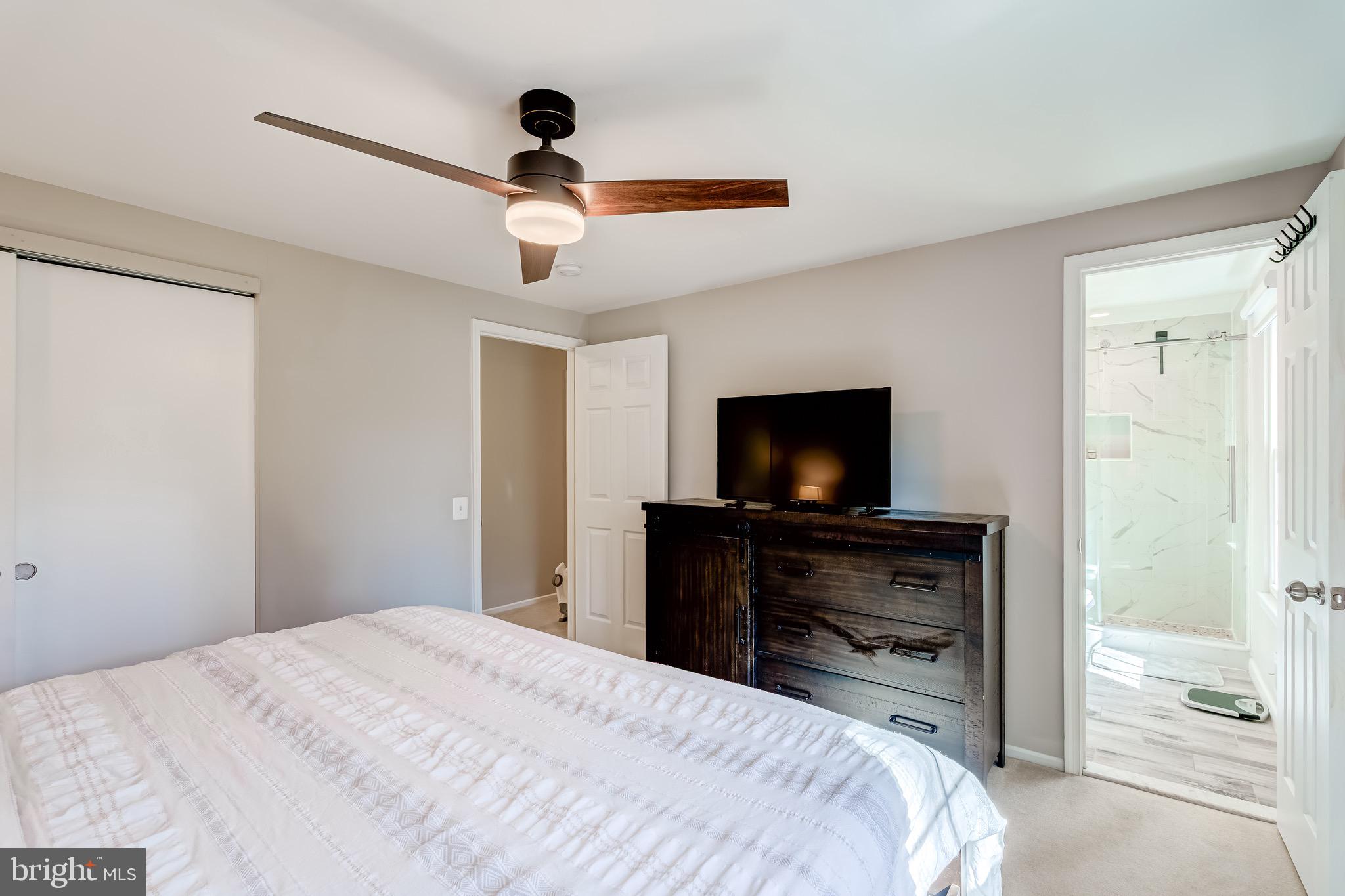 BURKE CENTRE - Residential