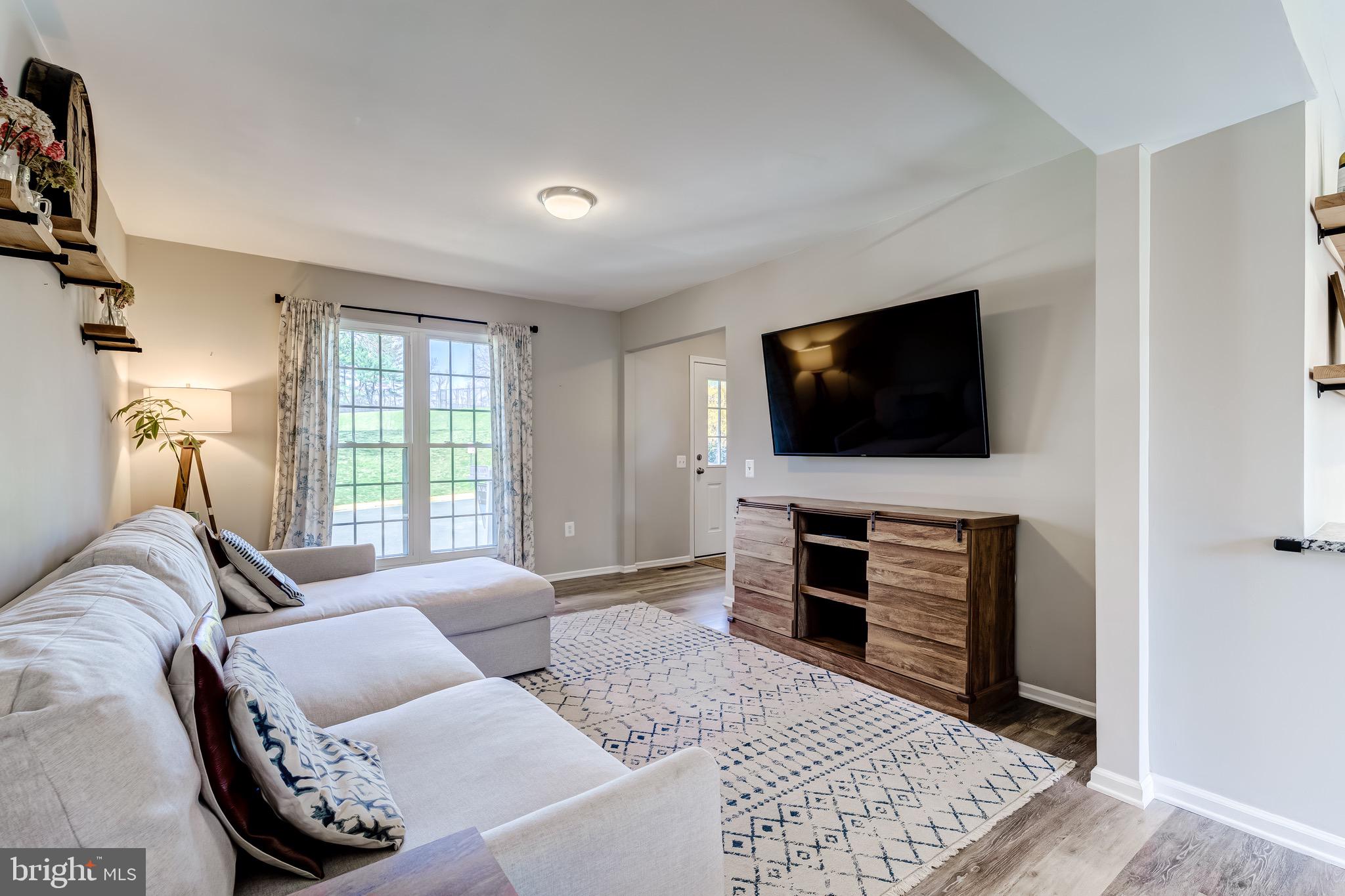 BURKE CENTRE - Residential