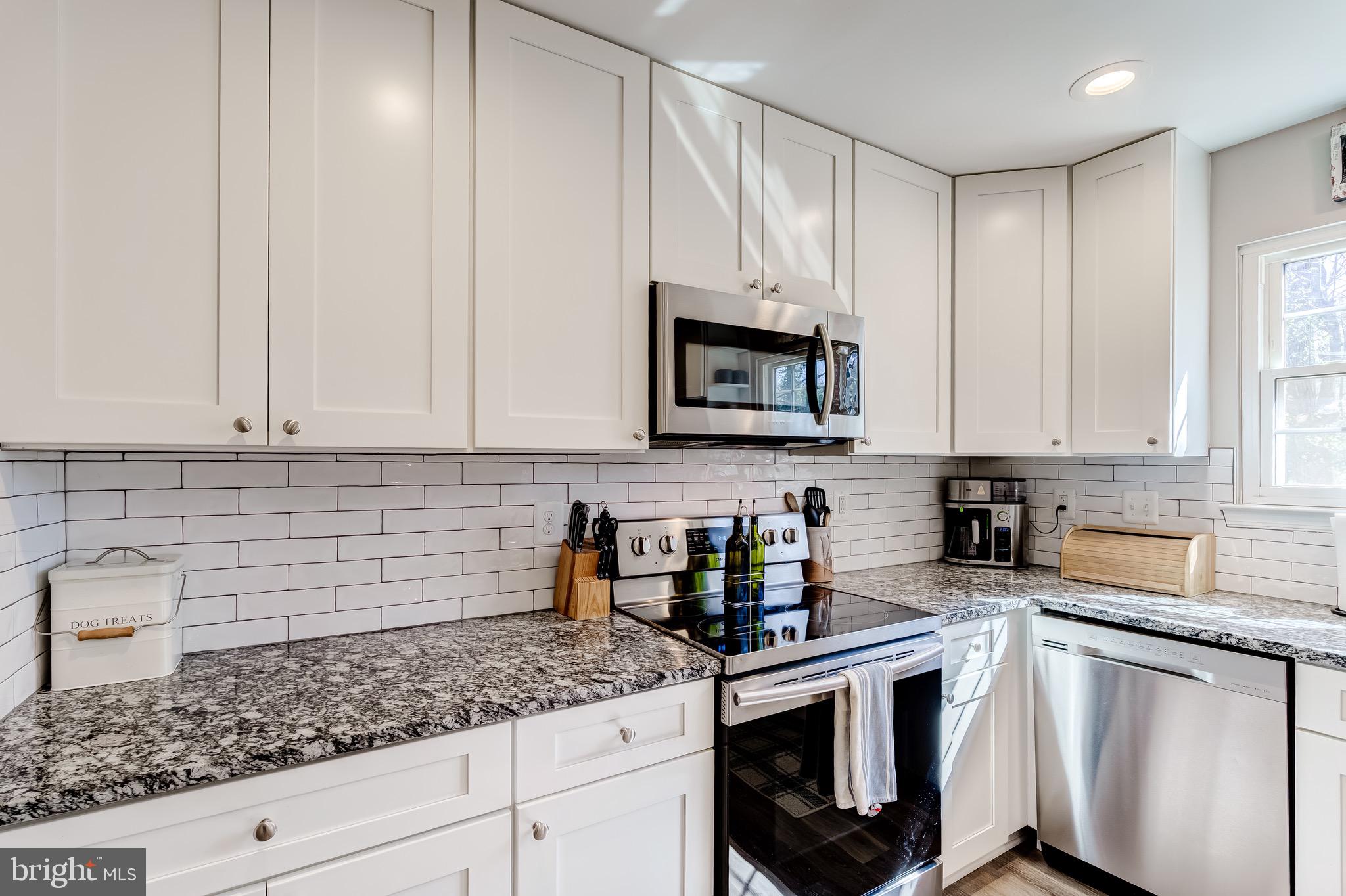 BURKE CENTRE - Residential