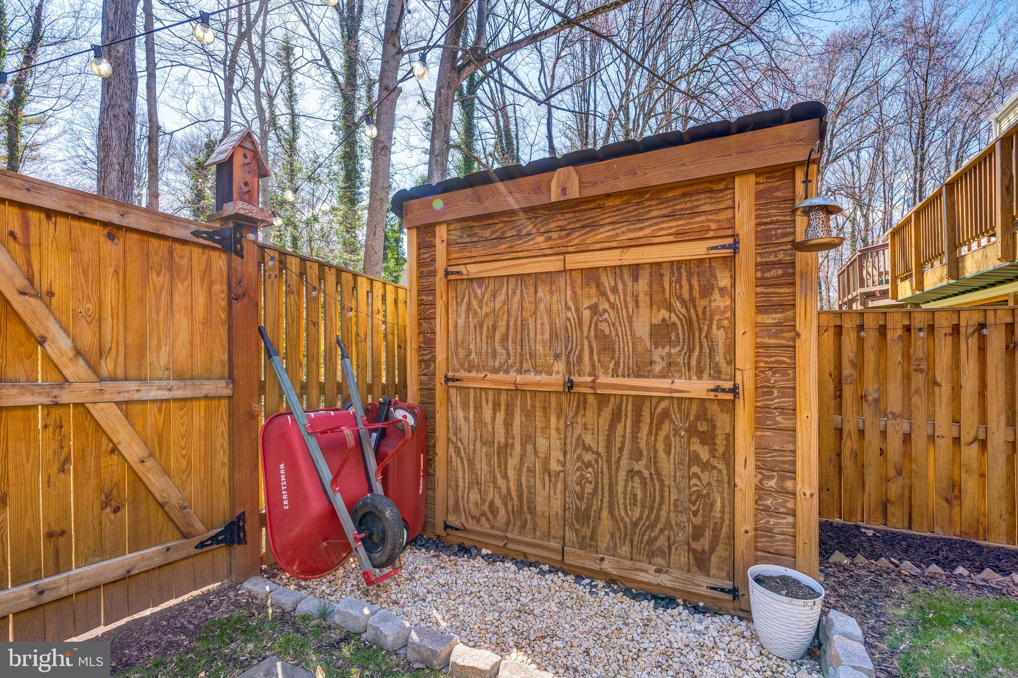 BURKE CENTRE - Residential