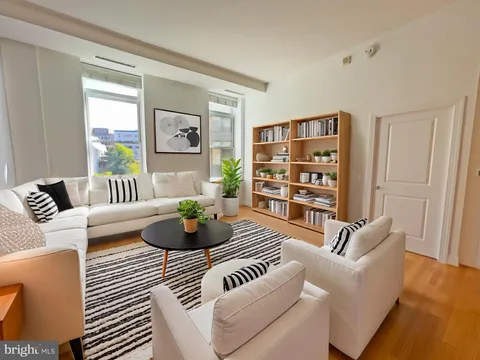 2425 L Street NW Unit 328, Washington, DC 20037 - MLS#: DCDC2196696