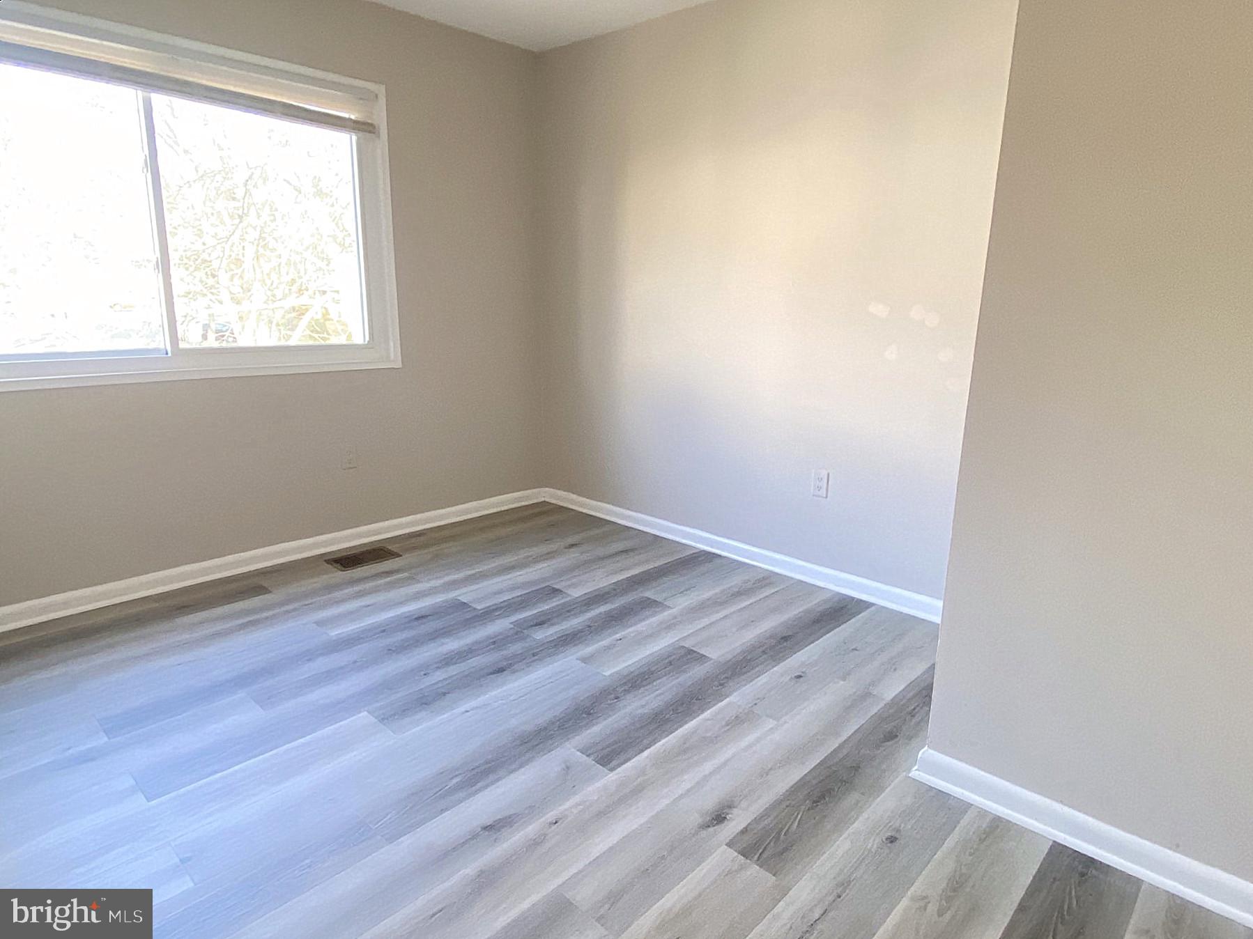 GERMANTOWN PARK - Residential Lease