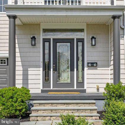 35 LEAVITT LANE