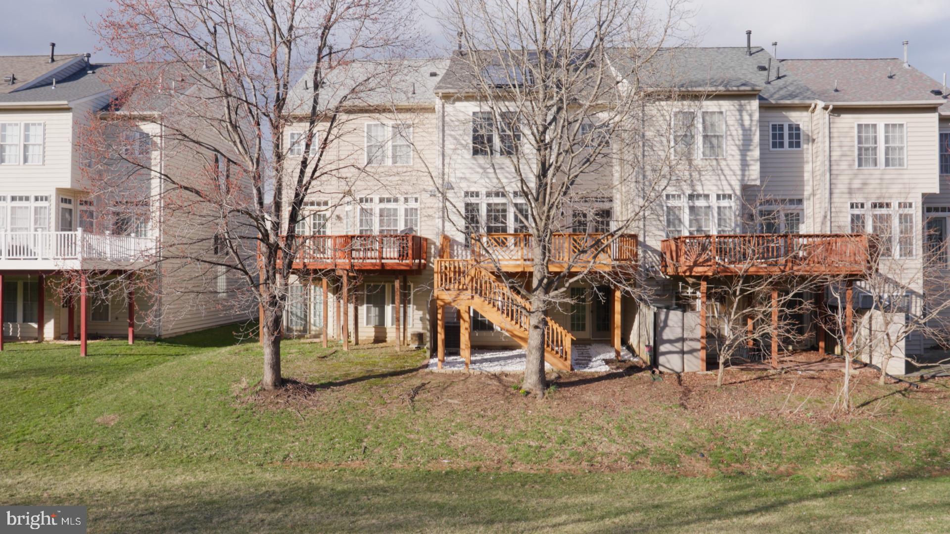 WAVERLY WOODS - Residential