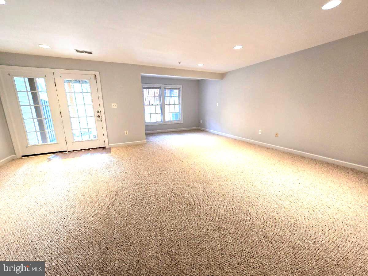 WAVERLY WOODS - Residential