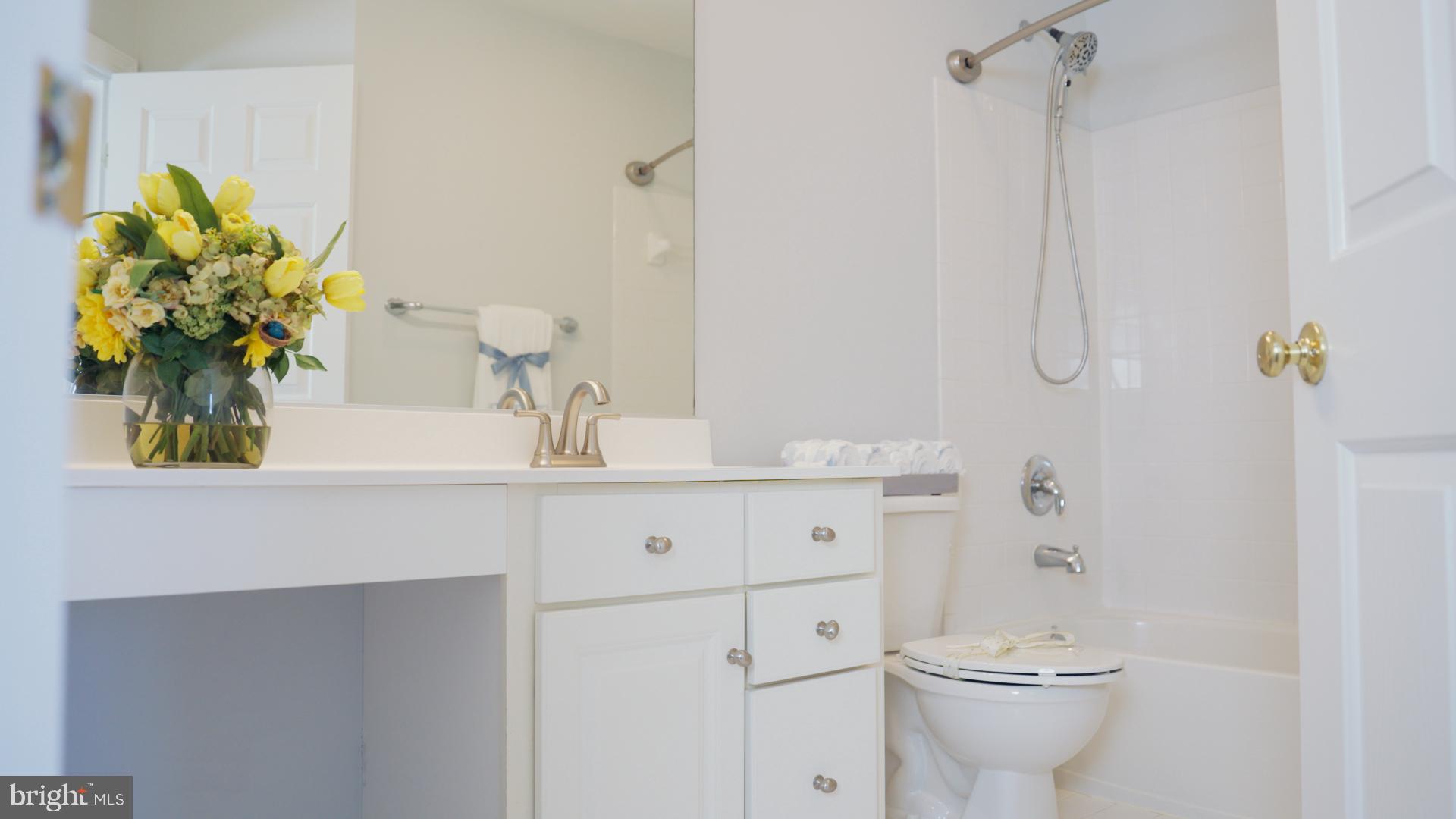 WAVERLY WOODS - Residential