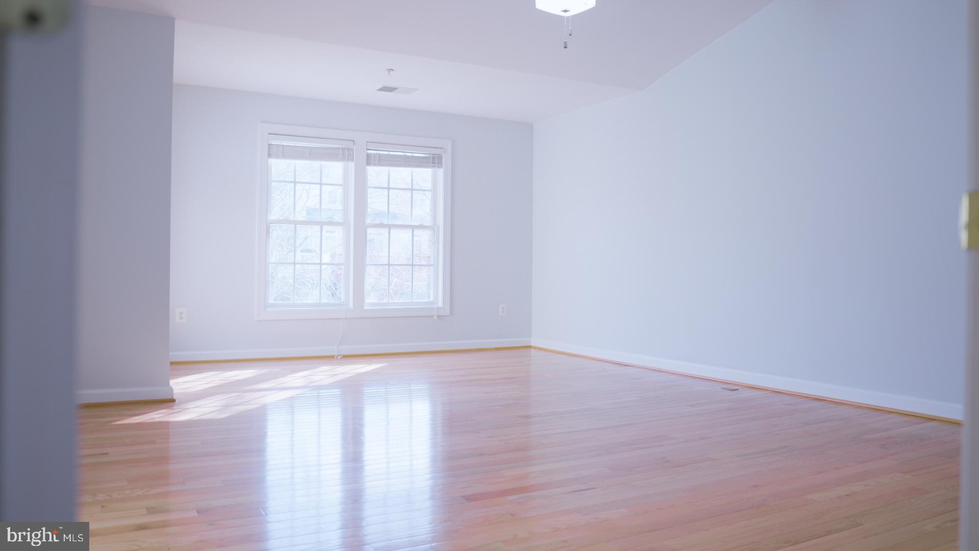 WAVERLY WOODS - Residential