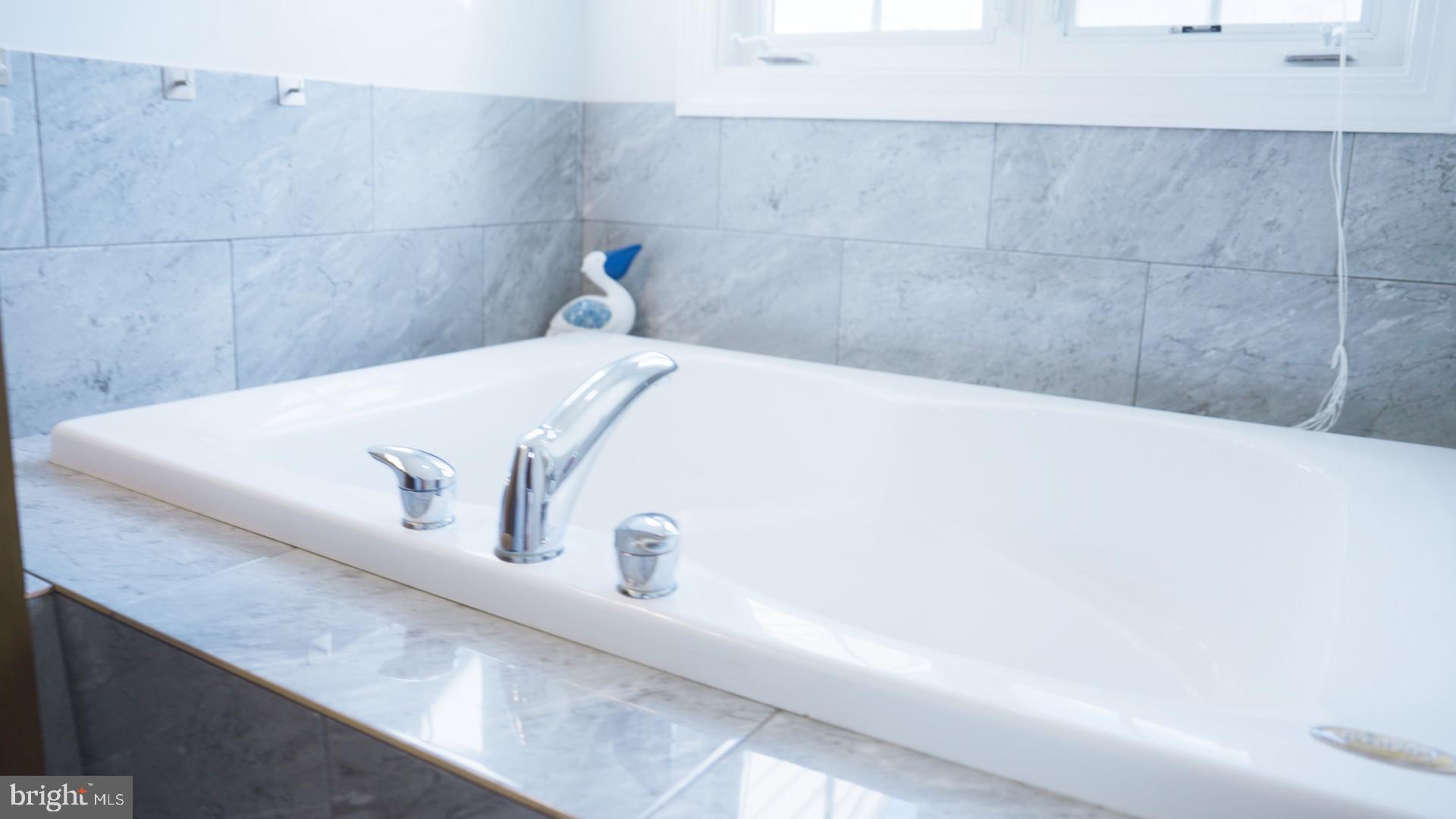 WAVERLY WOODS - Residential