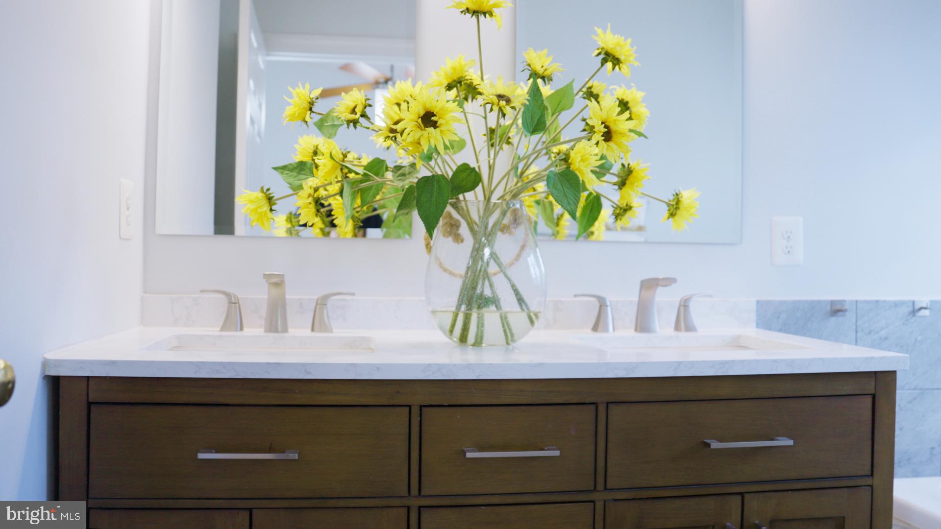 WAVERLY WOODS - Residential