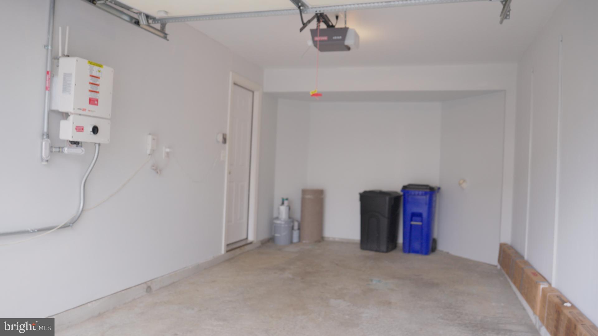 WAVERLY WOODS - Residential