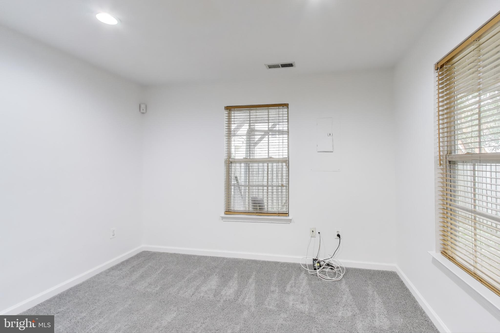 PERRYWOOD - Residential