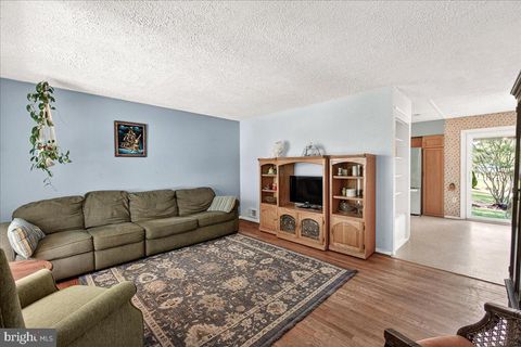 Tiny photo for 4716 Arbutus Avenue, ROCKVILLE, MD 20853 (MLS # MDMC2231028)