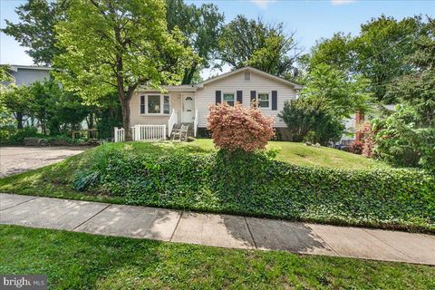 Tiny photo for 4716 Arbutus Avenue, ROCKVILLE, MD 20853 (MLS # MDMC2231028)