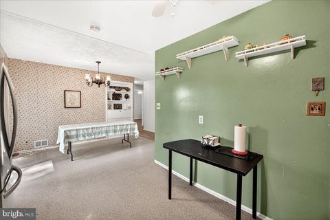 Tiny photo for 4716 Arbutus Avenue, ROCKVILLE, MD 20853 (MLS # MDMC2231028)