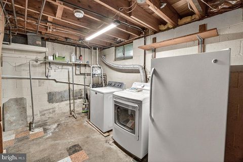 Tiny photo for 4716 Arbutus Avenue, ROCKVILLE, MD 20853 (MLS # MDMC2231028)