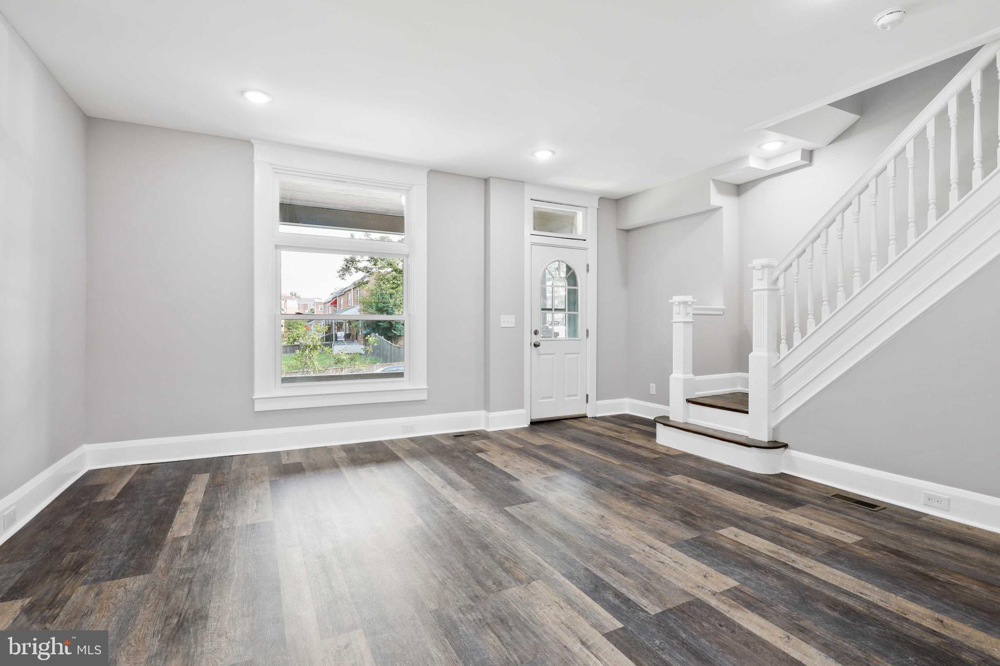 MEDFIELD - Residential Lease