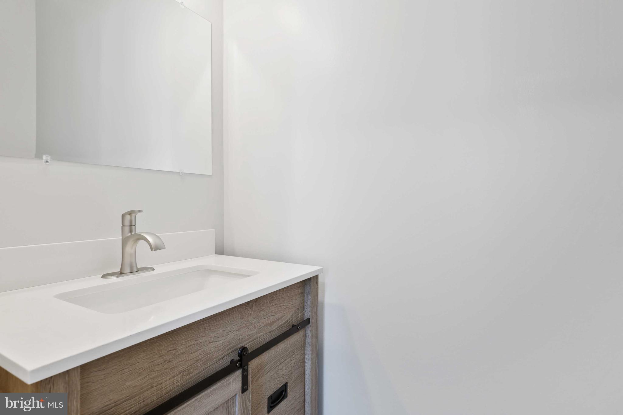 MEDFIELD - Residential Lease