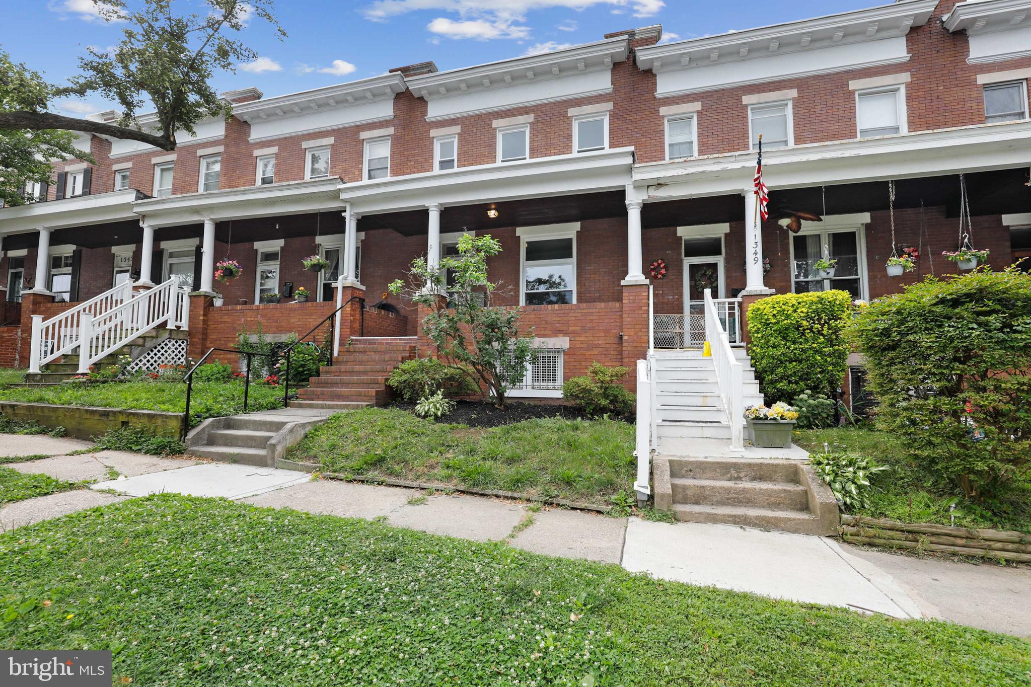 MEDFIELD - Residential Lease