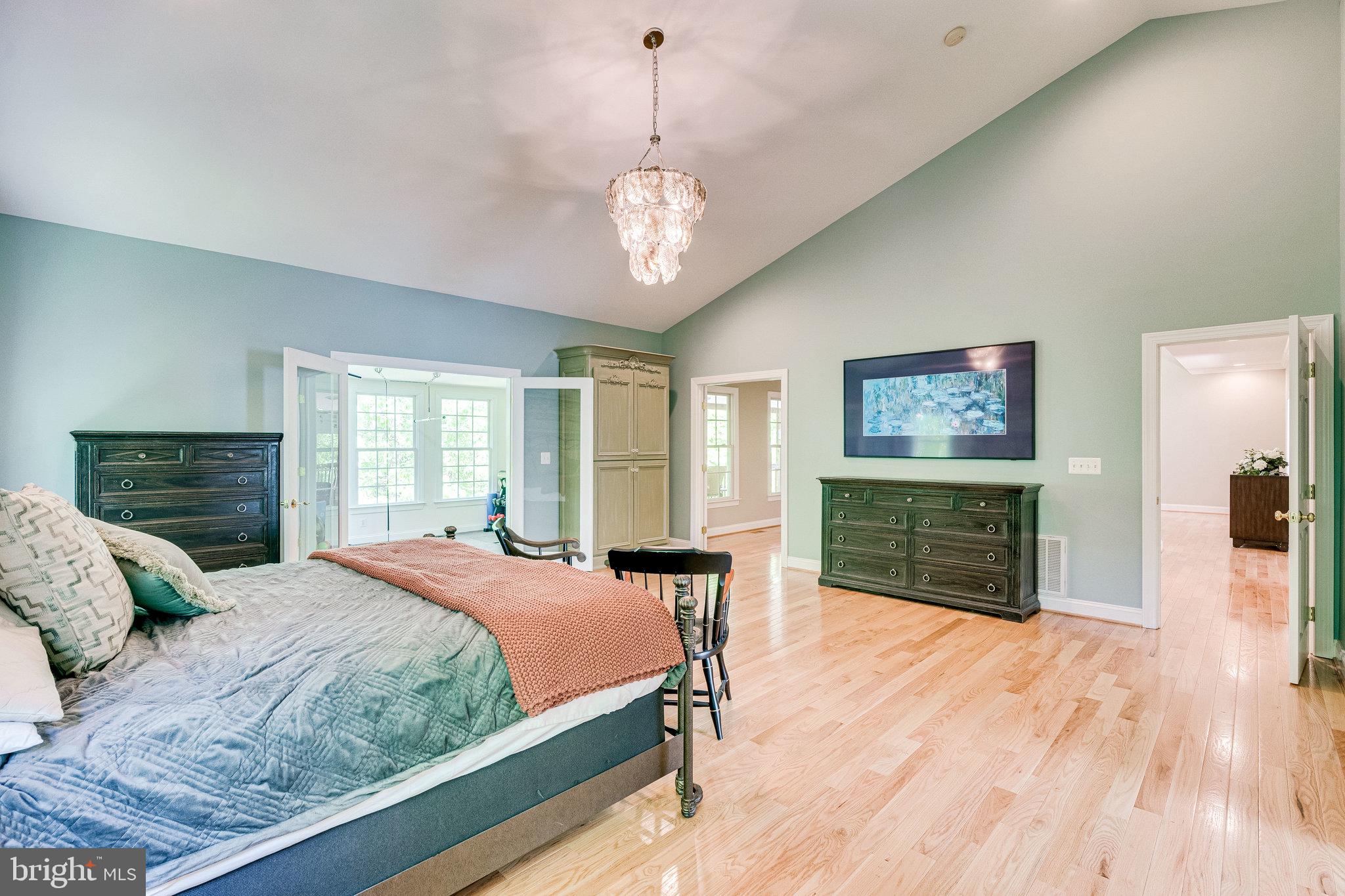 LAURELWOOD - Residential