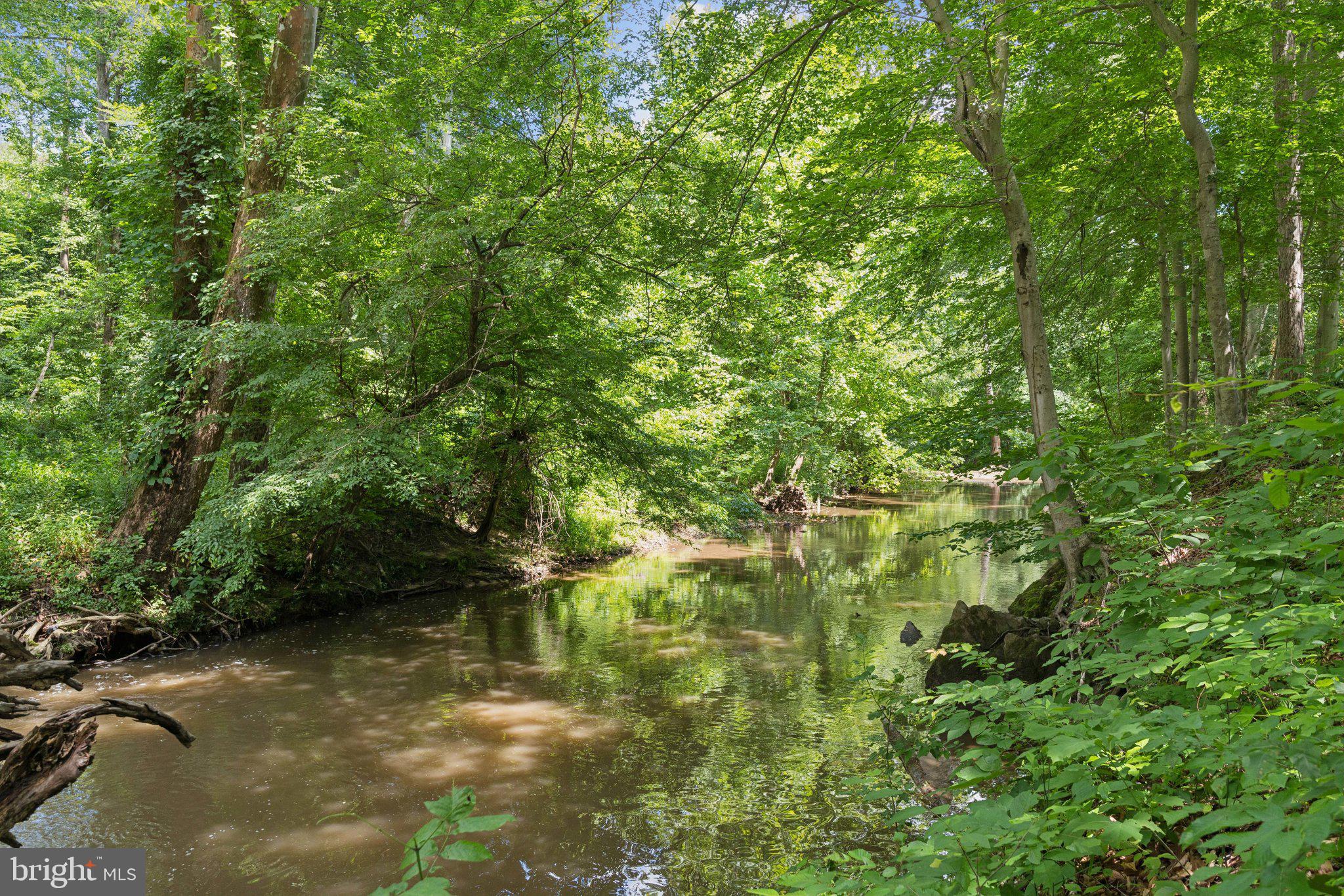 LAURELWOOD - Residential