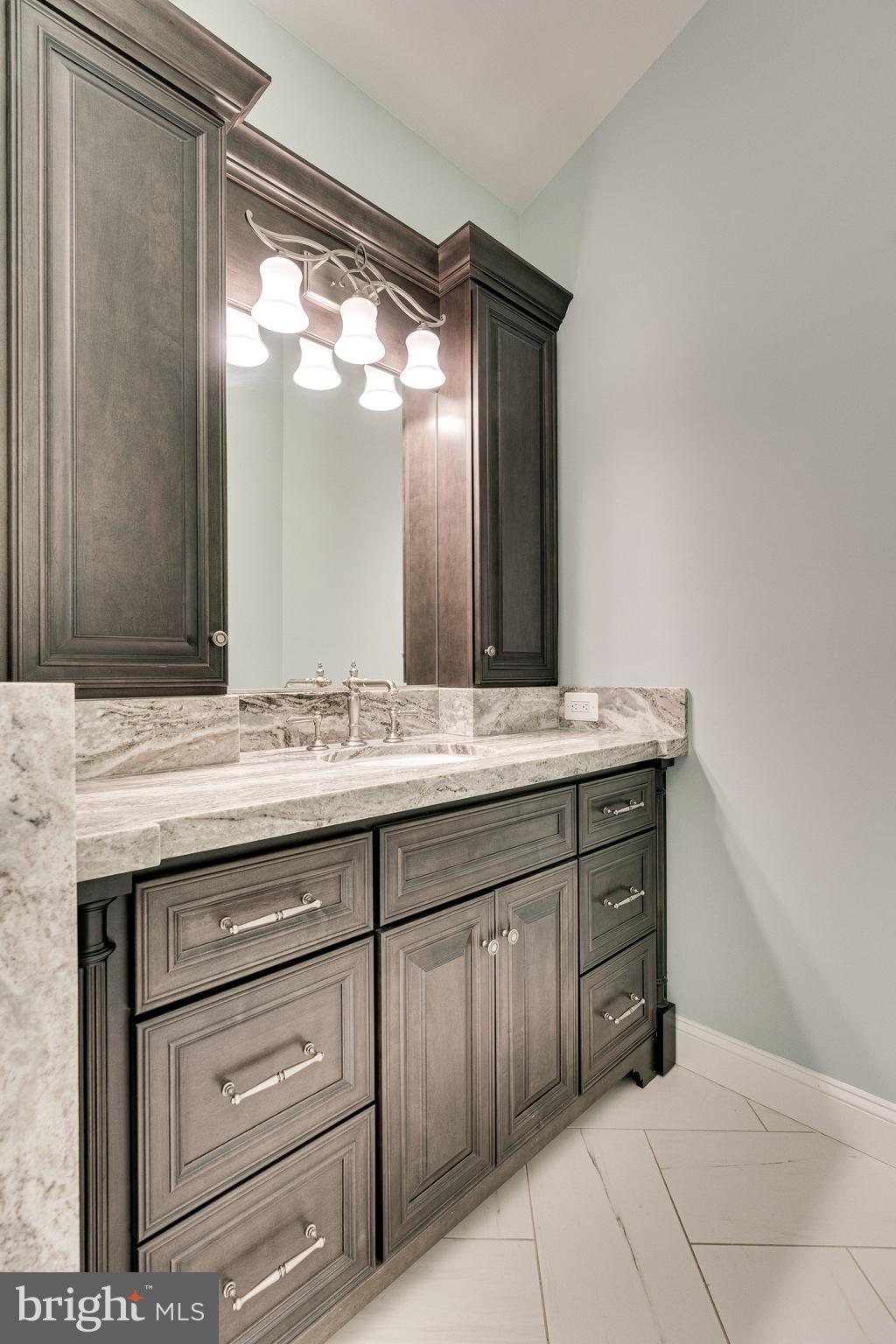 LAURELWOOD - Residential