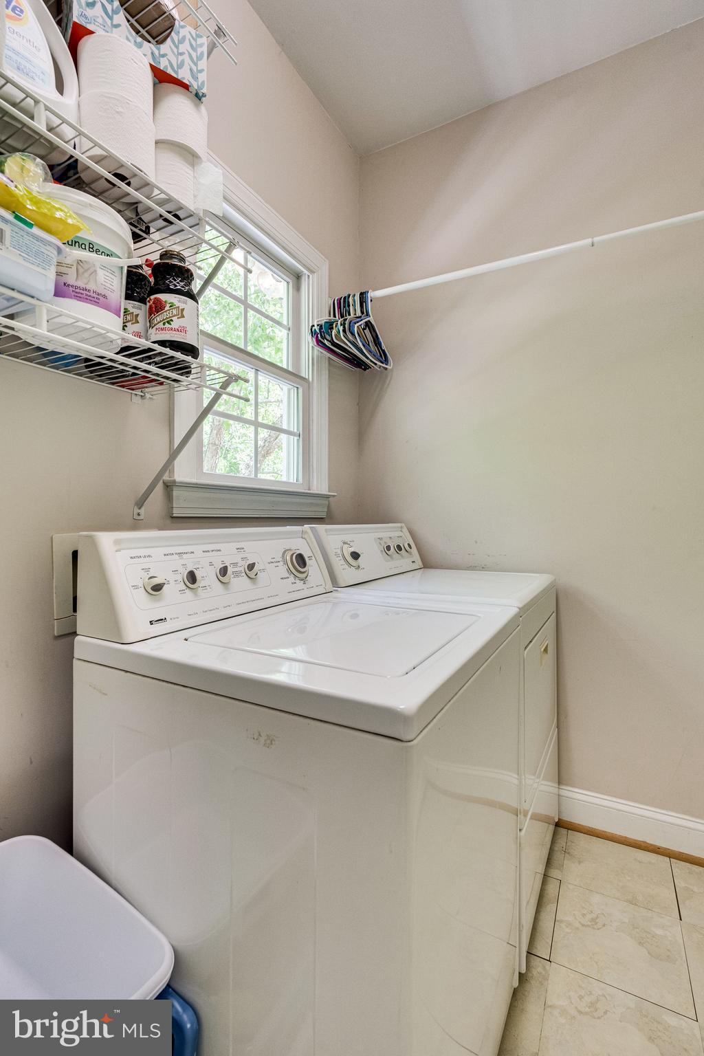 LAURELWOOD - Residential