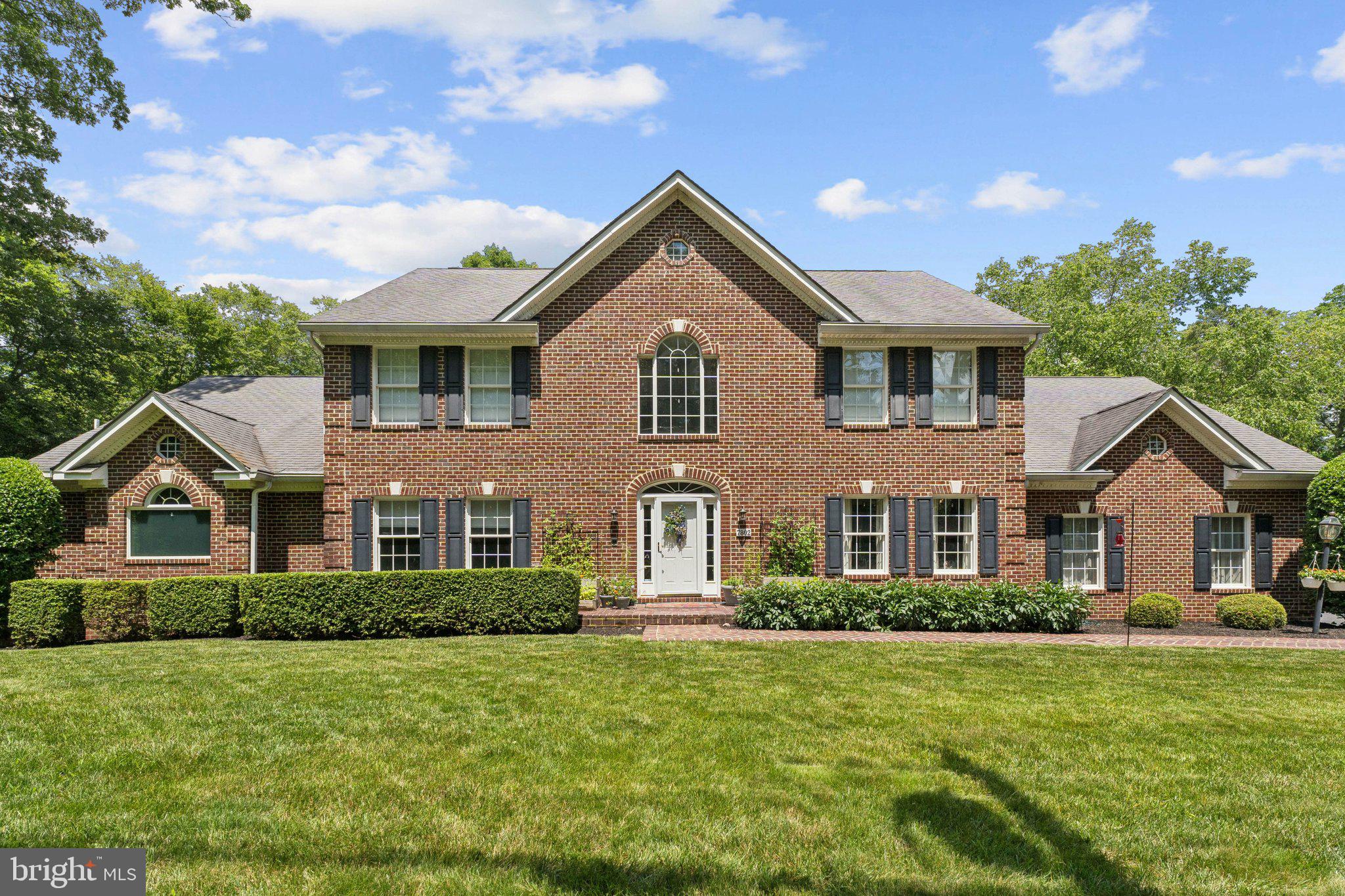 7802 CREEKSIDE VIEW LANE