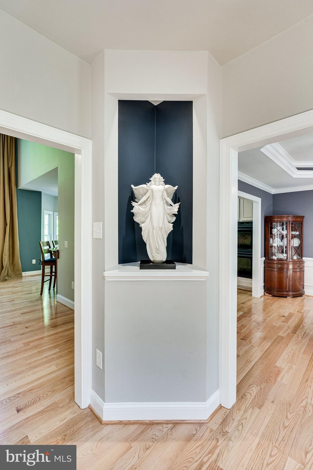 LAURELWOOD - Residential