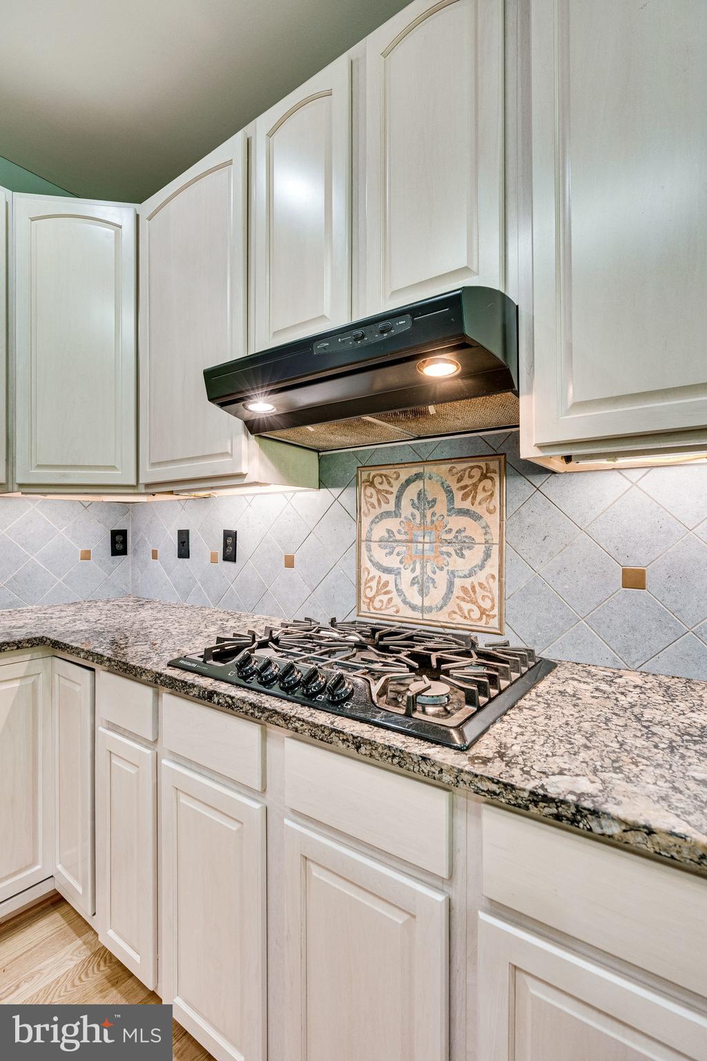 LAURELWOOD - Residential