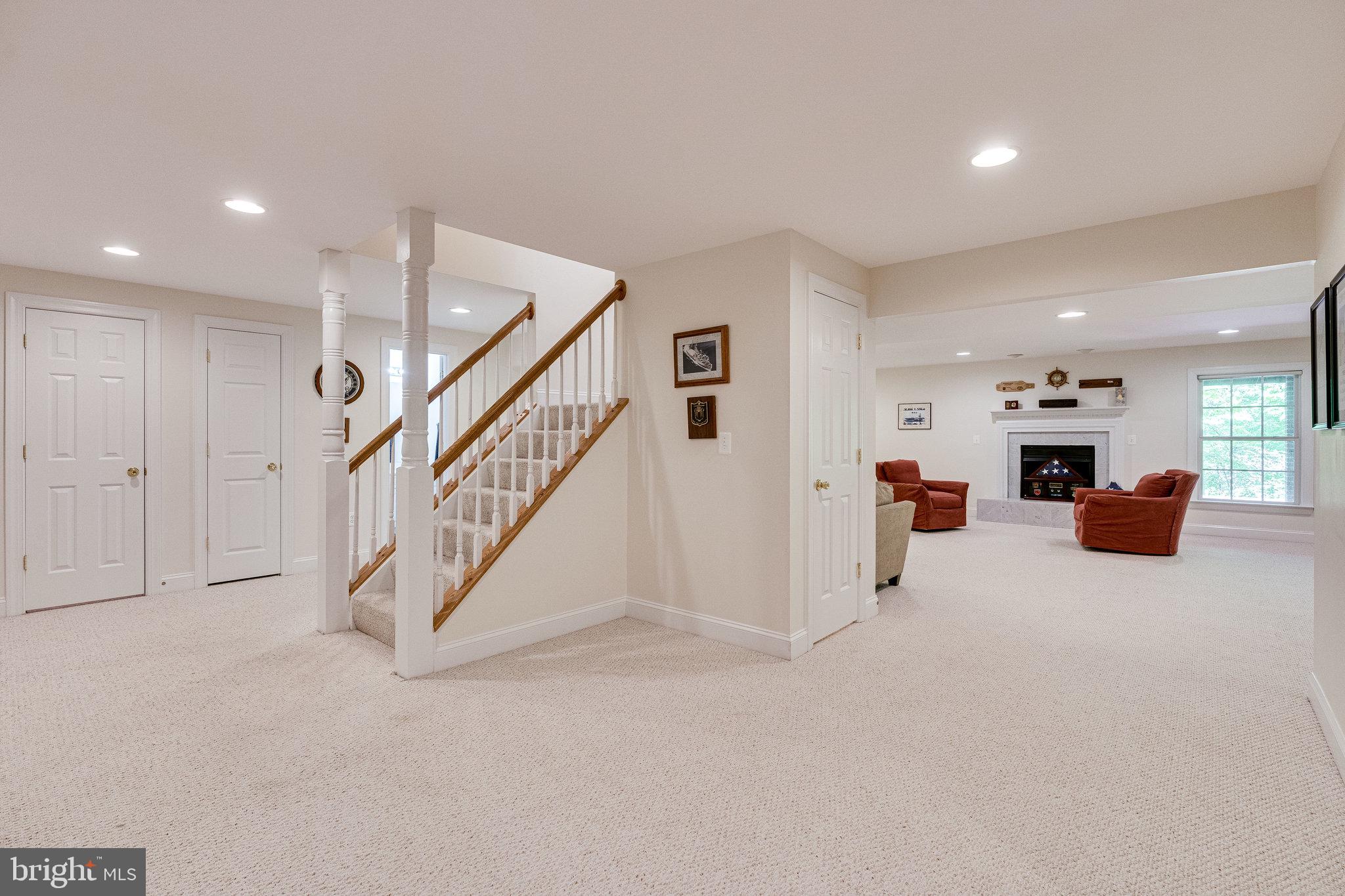 LAURELWOOD - Residential