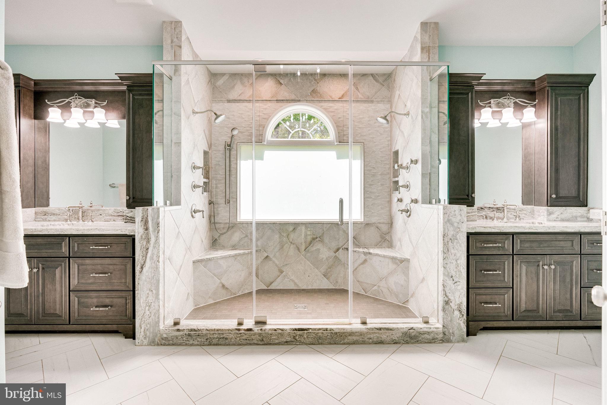 LAURELWOOD - Residential