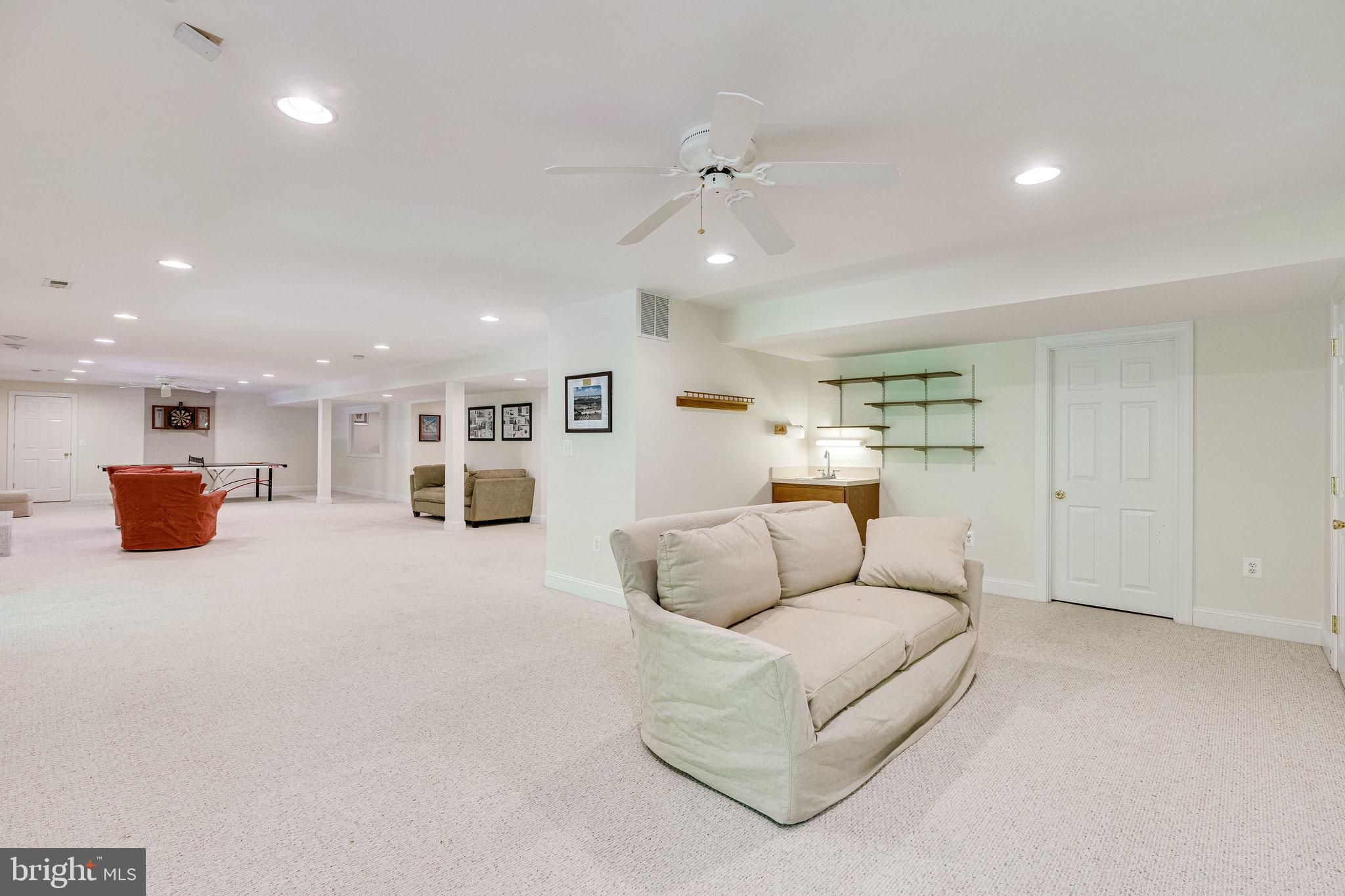 LAURELWOOD - Residential