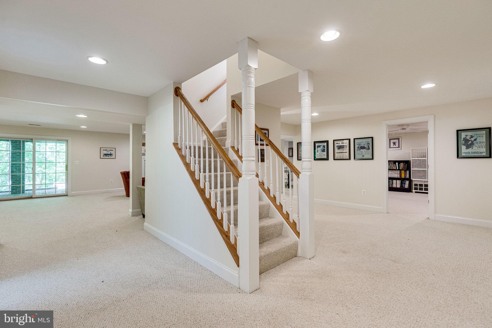 LAURELWOOD - Residential