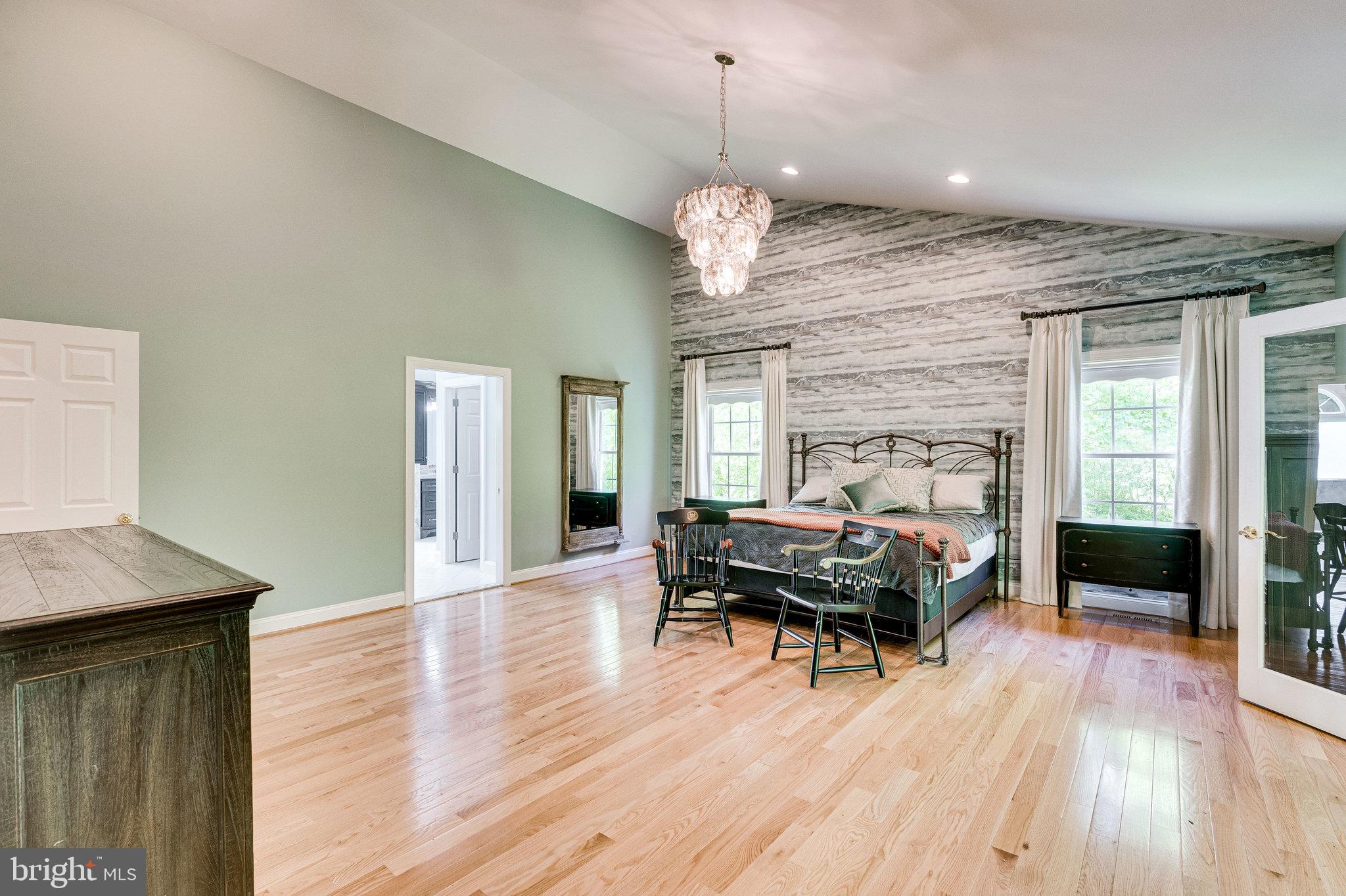 LAURELWOOD - Residential