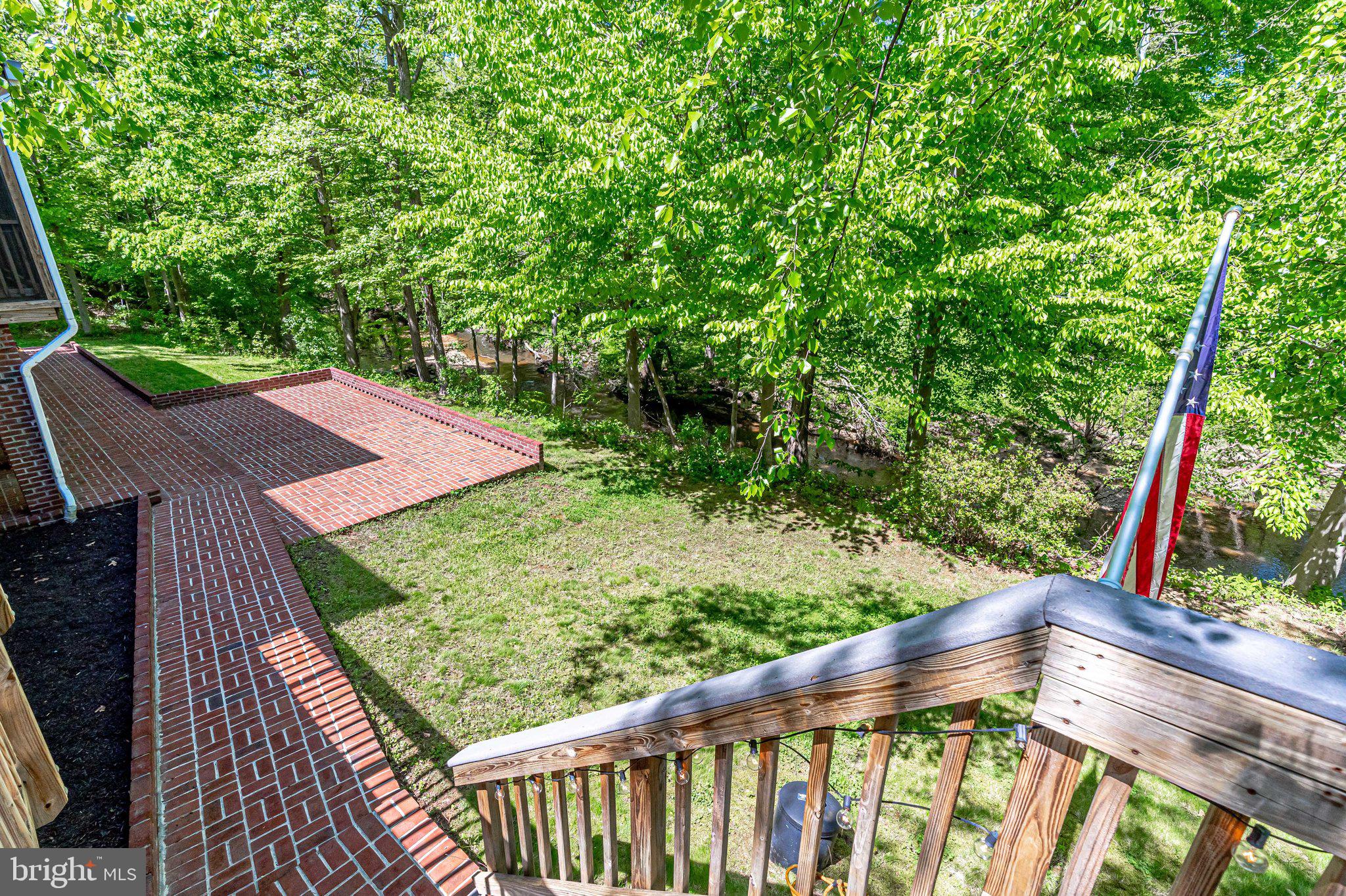 LAURELWOOD - Residential