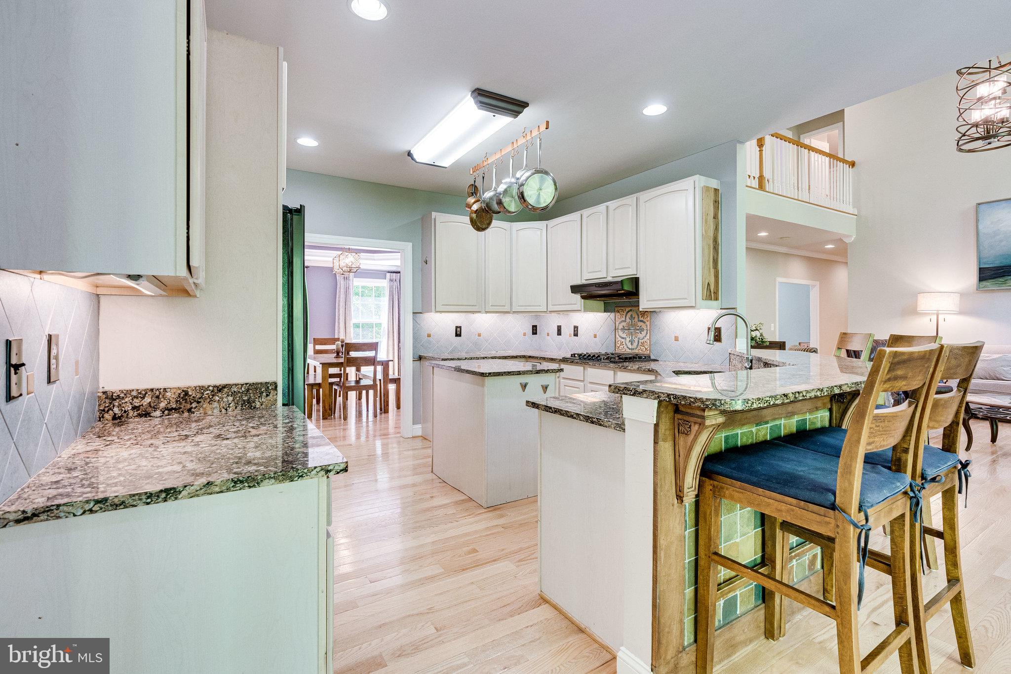 LAURELWOOD - Residential