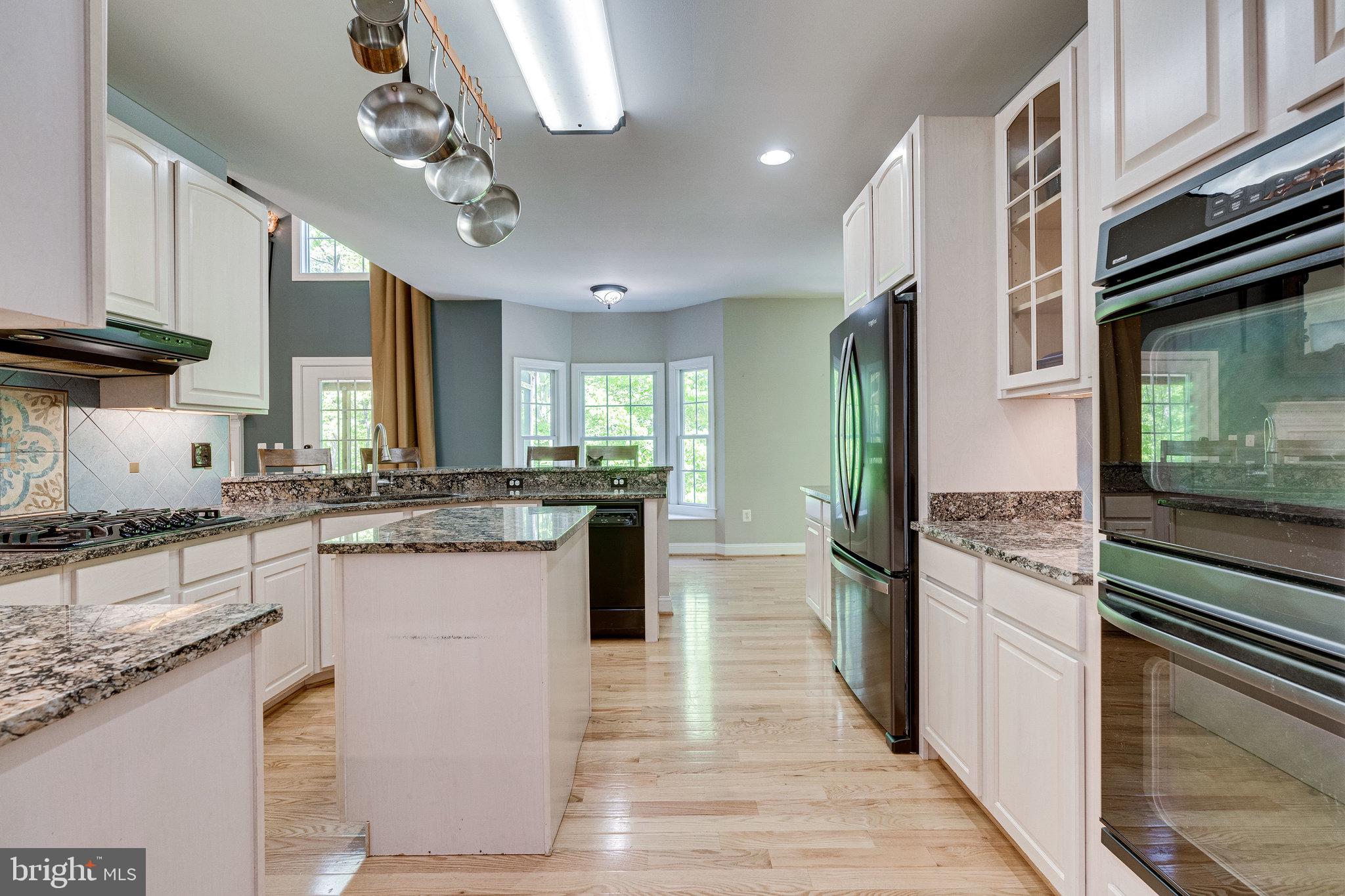 LAURELWOOD - Residential