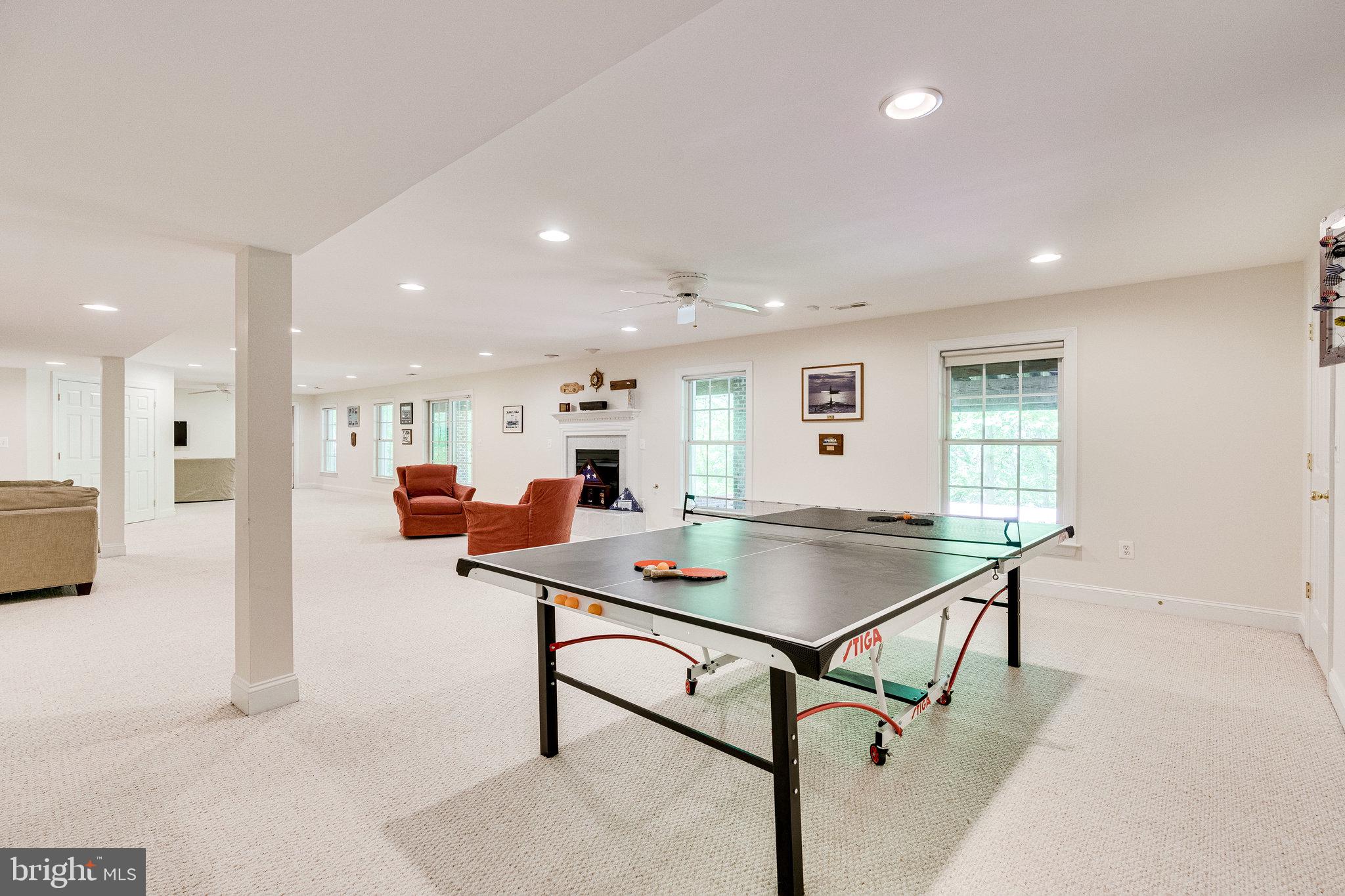 LAURELWOOD - Residential