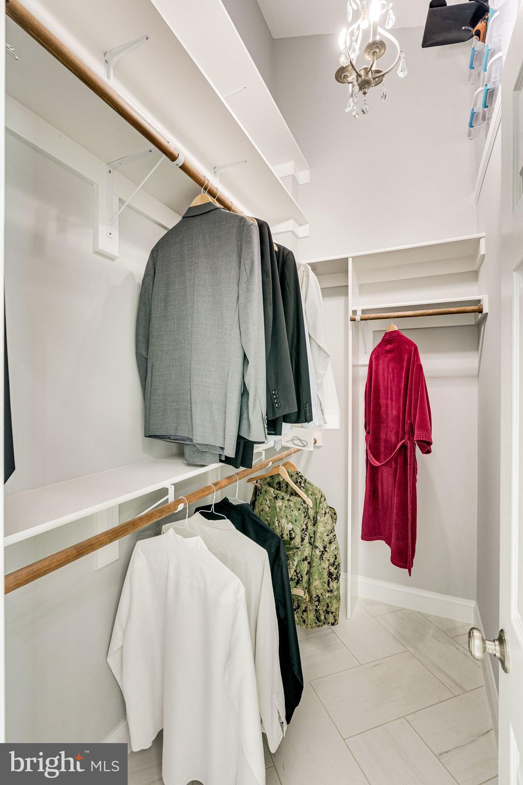 LAURELWOOD - Residential