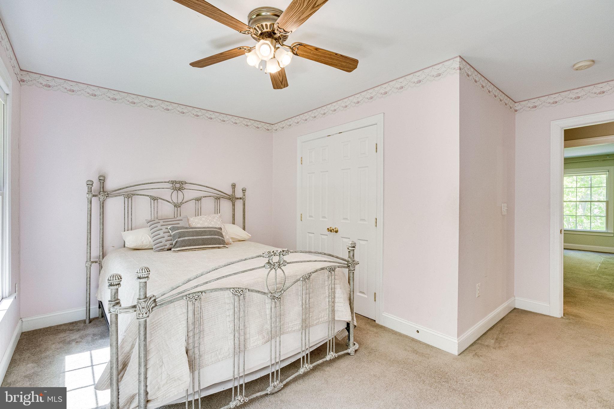 LAURELWOOD - Residential