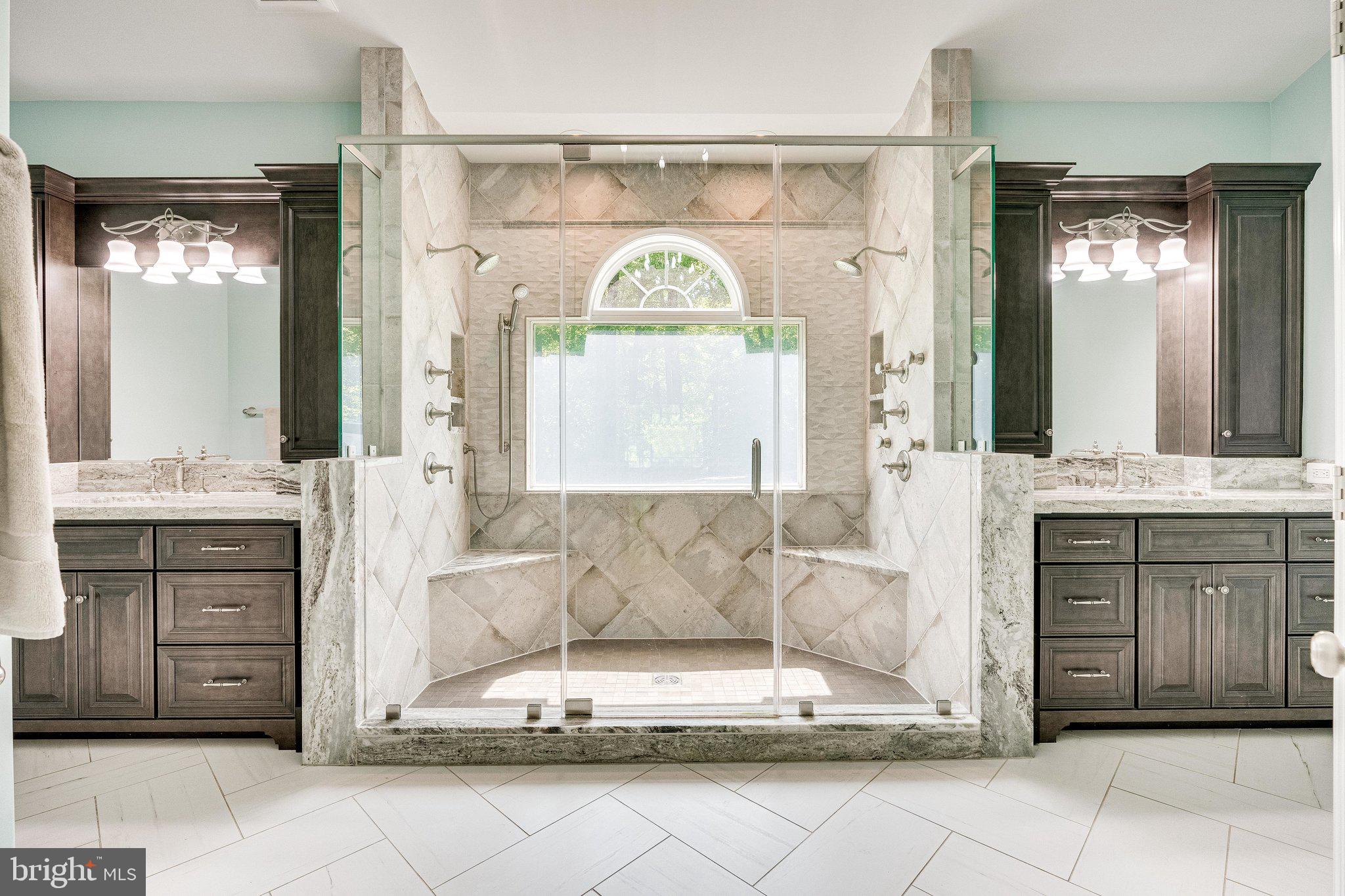 LAURELWOOD - Residential