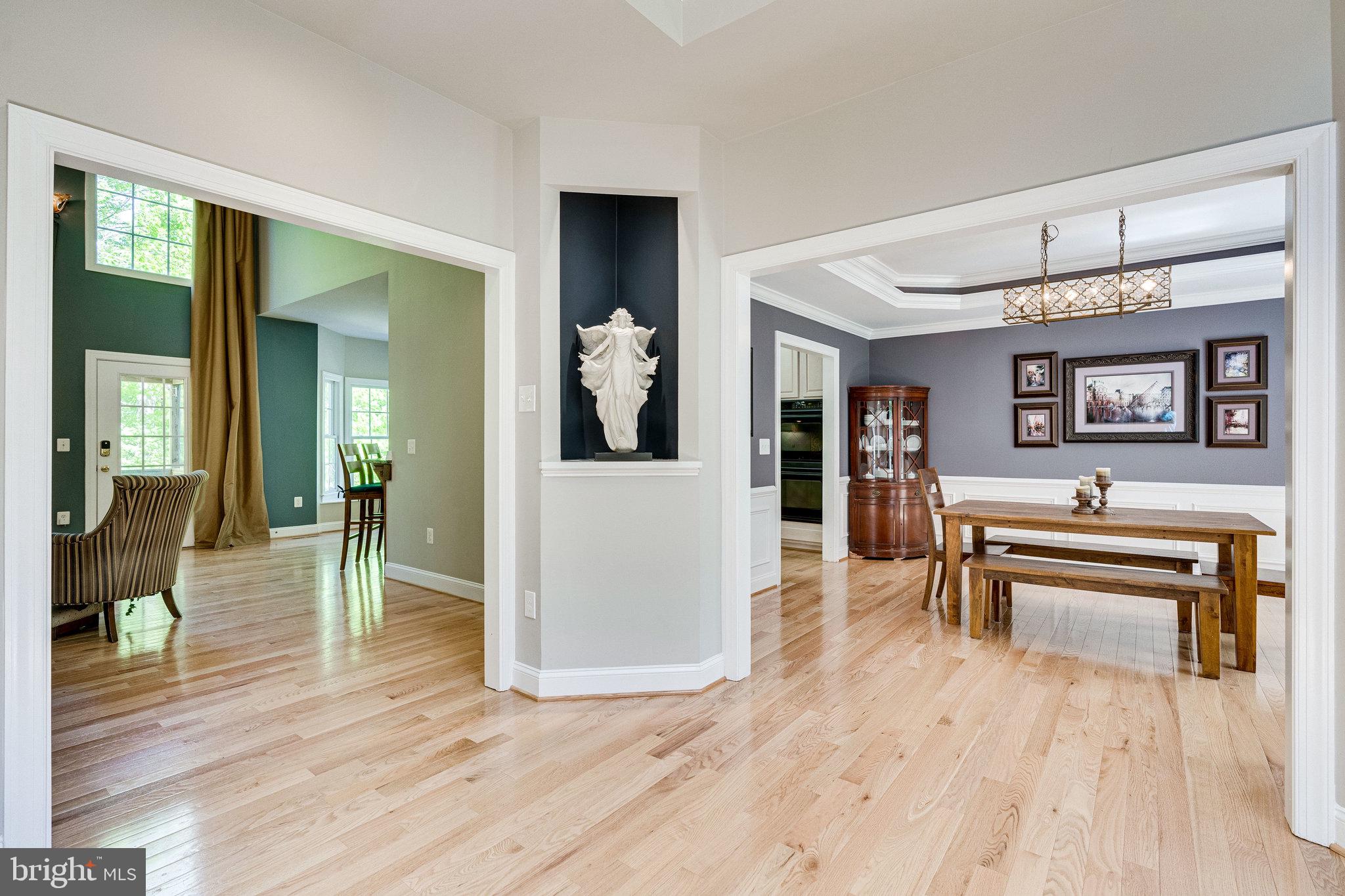 LAURELWOOD - Residential