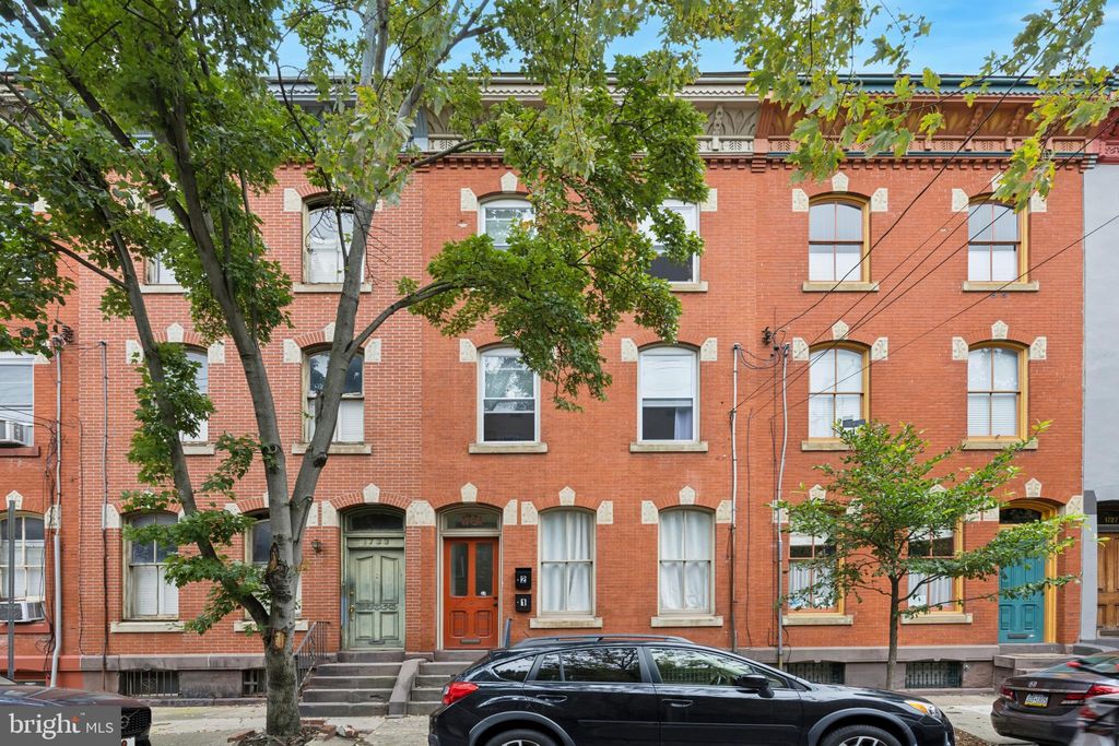 Photo of 1731 Bainbridge Street #2, PHILADELPHIA, PA 19146 (MLS # PAPH2552788)