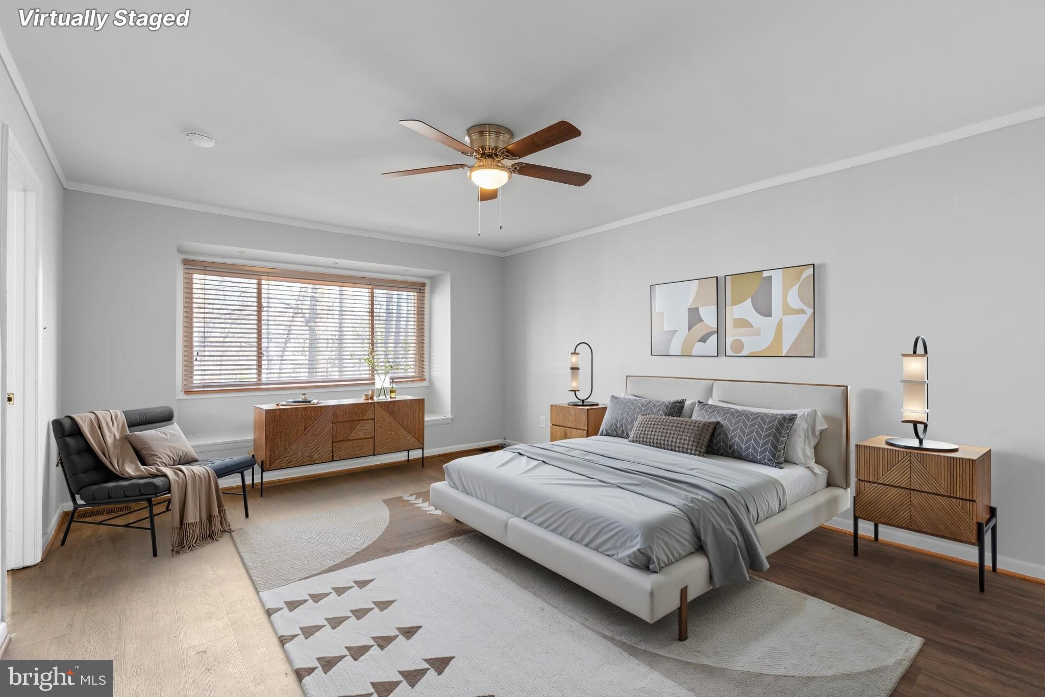 FOUR SEASONS - Residential