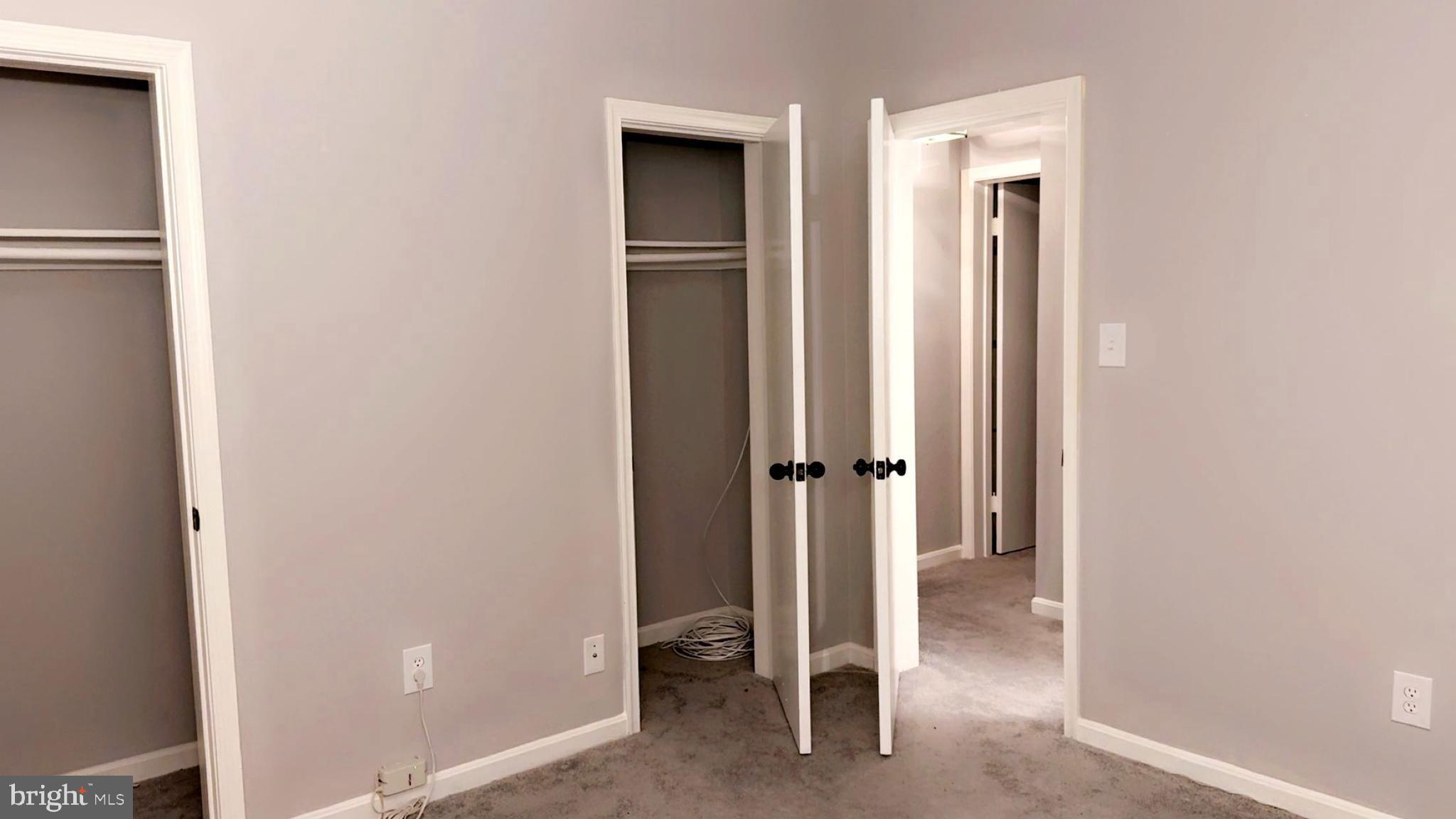 COLONIAL VILLAGE I - Residential