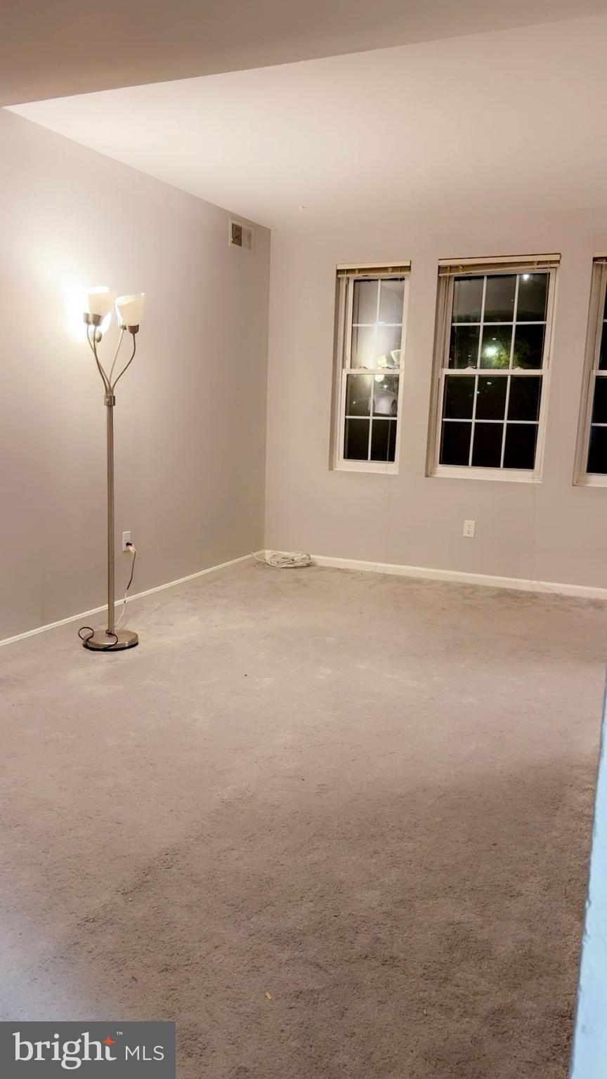 COLONIAL VILLAGE I - Residential