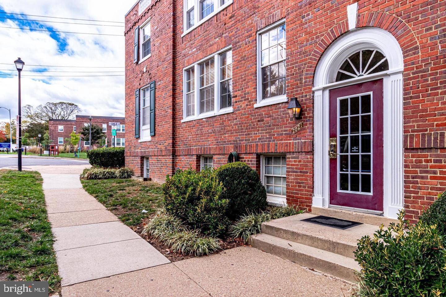 2021 KEY BOULEVARD 12618
