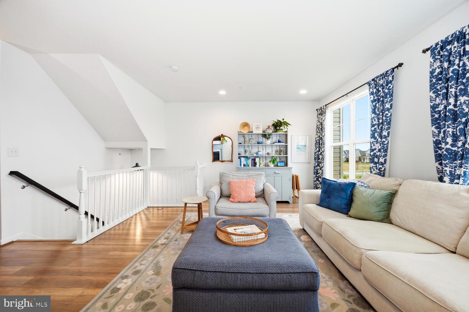 ELLENDALE - Residential